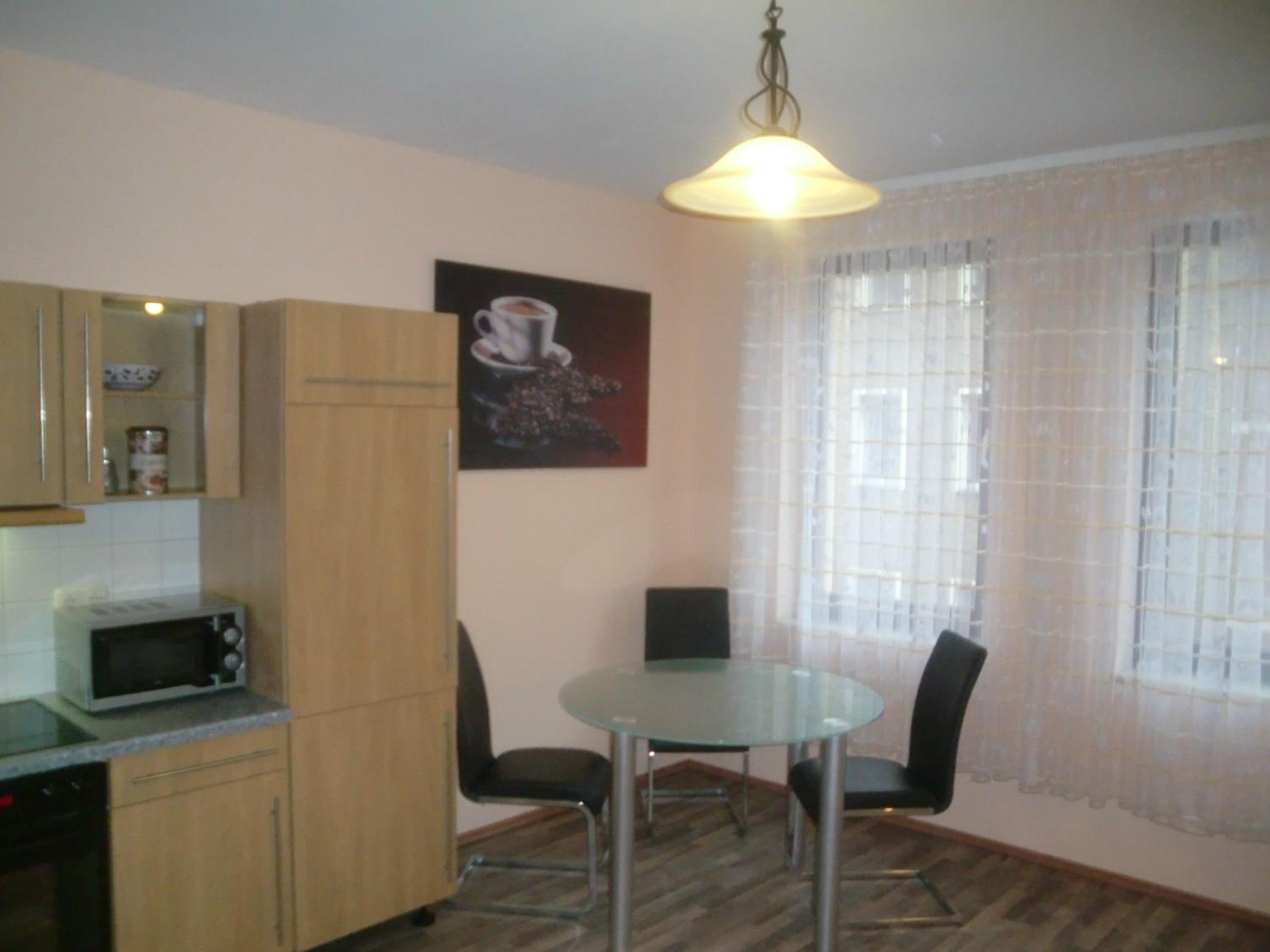 Apartment - Photo 9