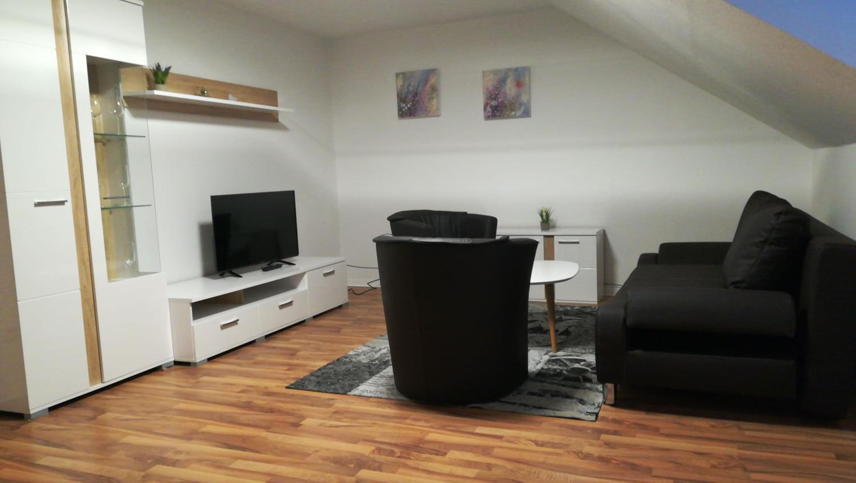 Apartment photo 2