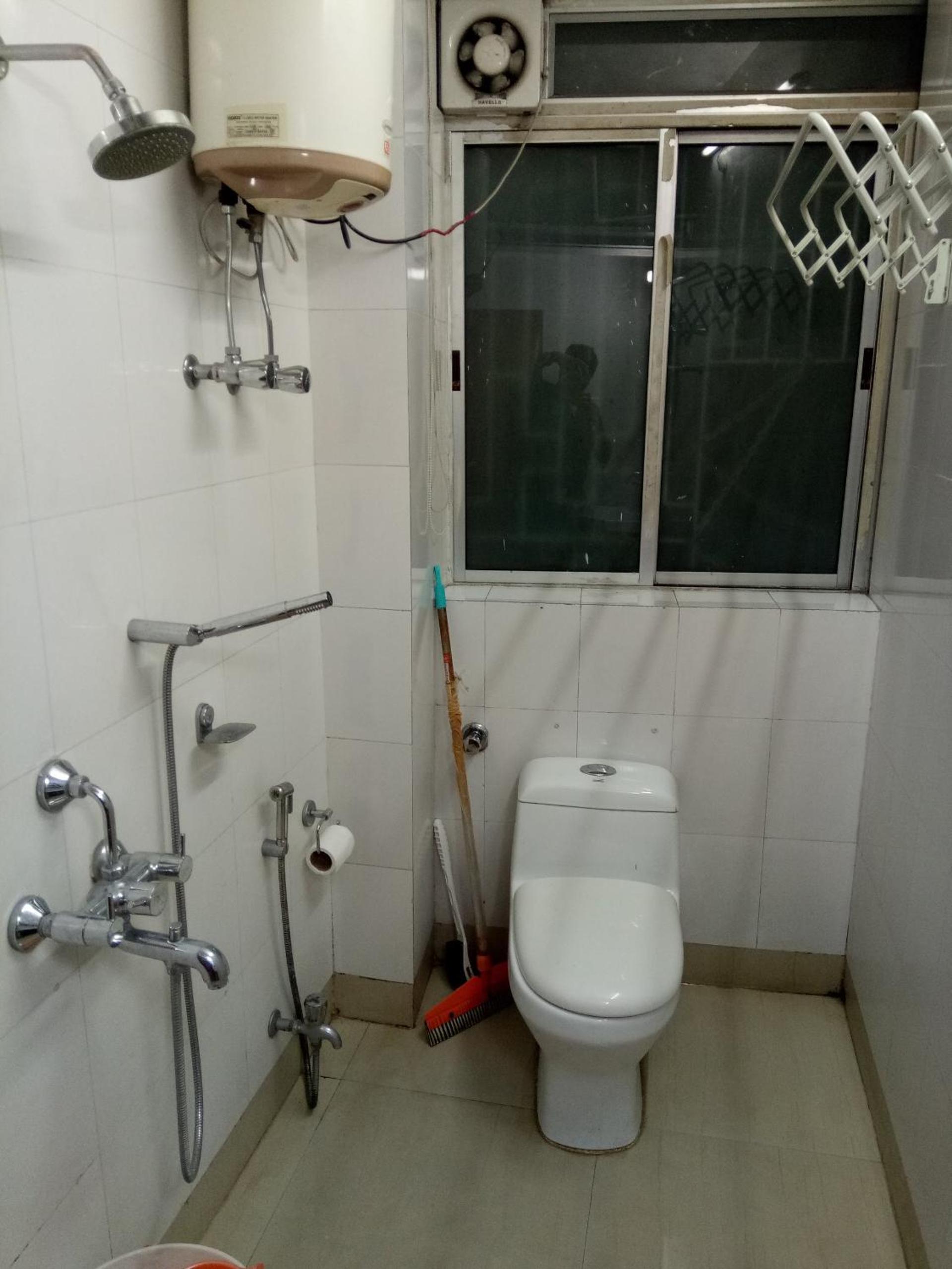 One-Bedroom Apartment - Photo 19