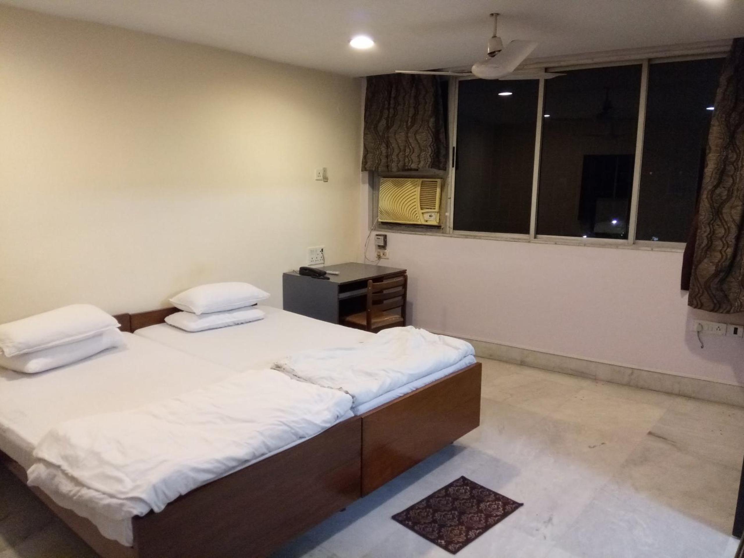 One-Bedroom Apartment - Photo 16