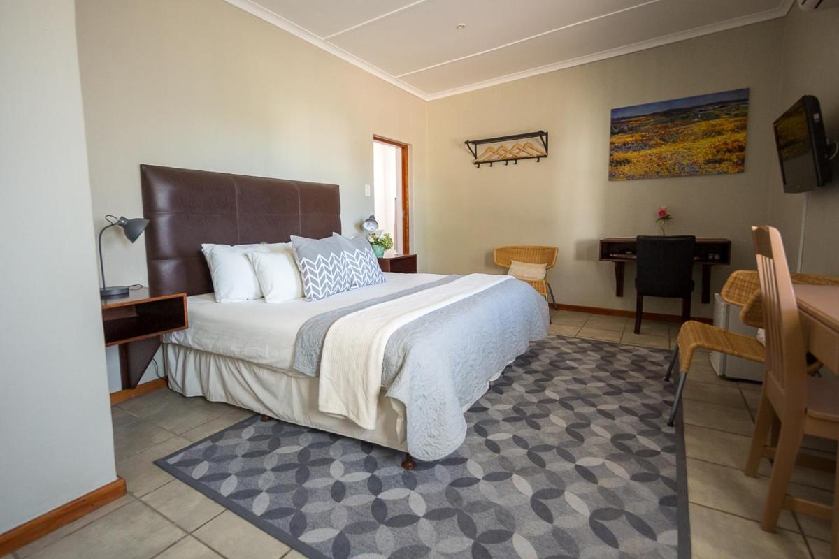Twin/Double Room - Photo 5
