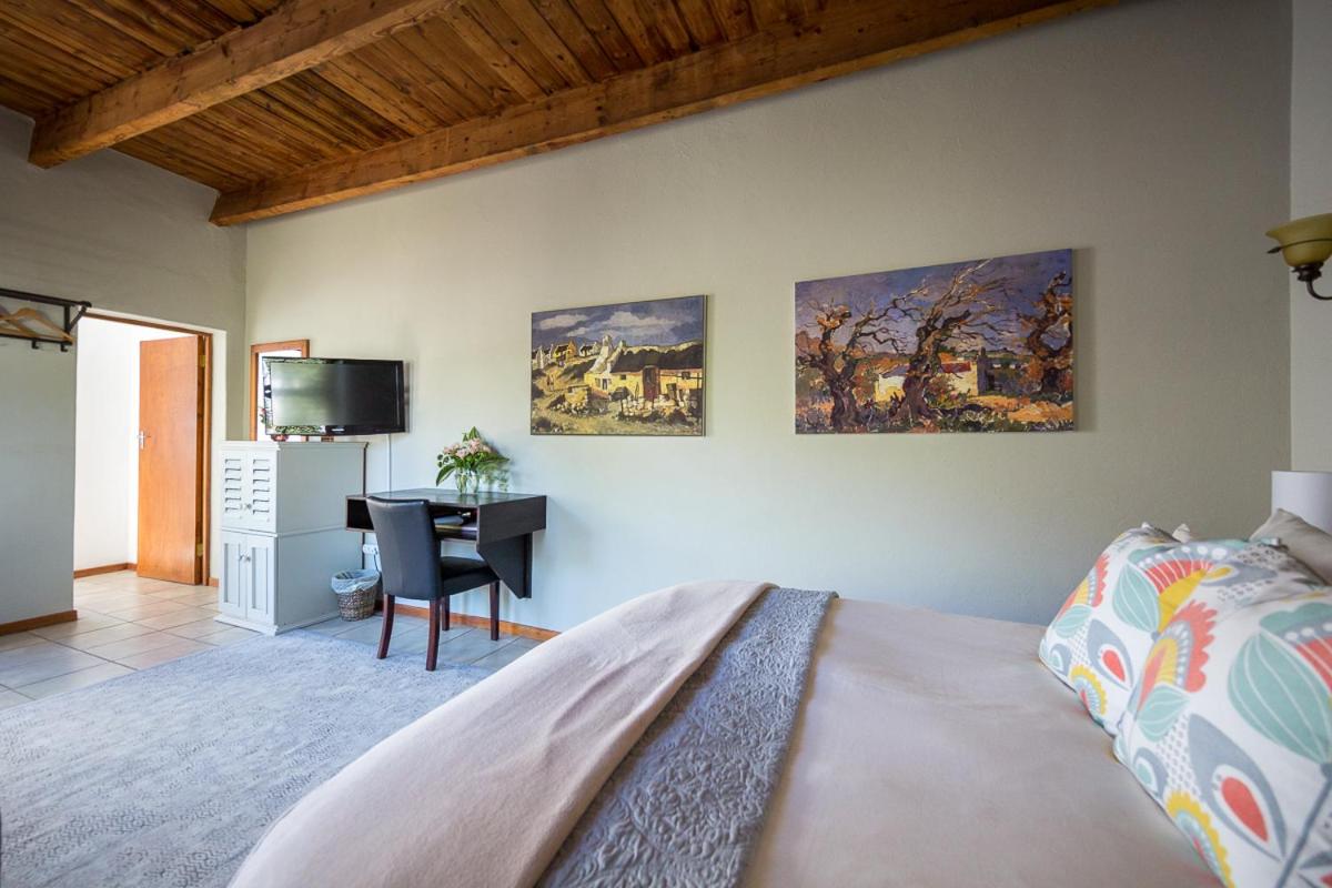  Double Room - Photo 1