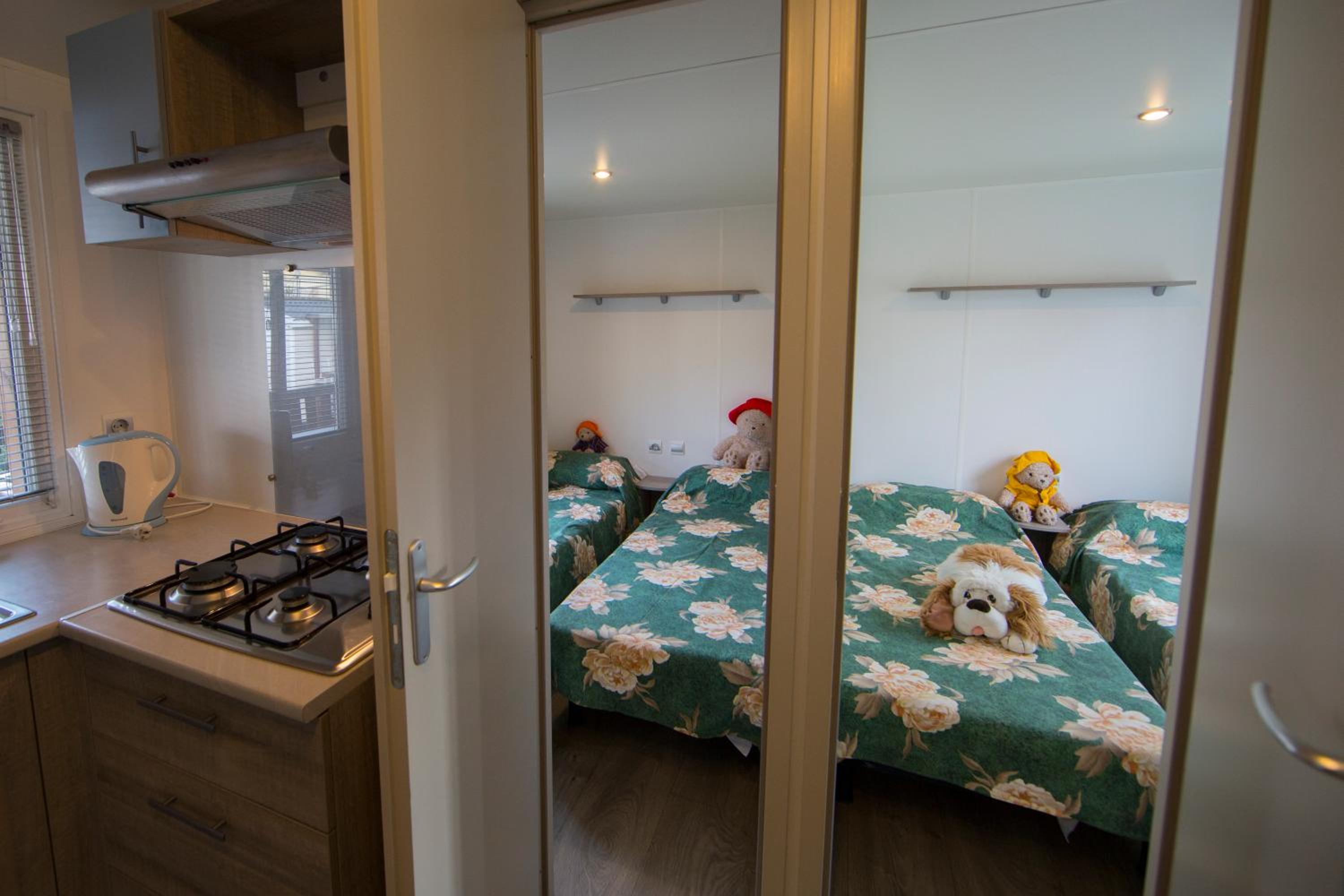 Three-Bedroom Mobile Home photo 1