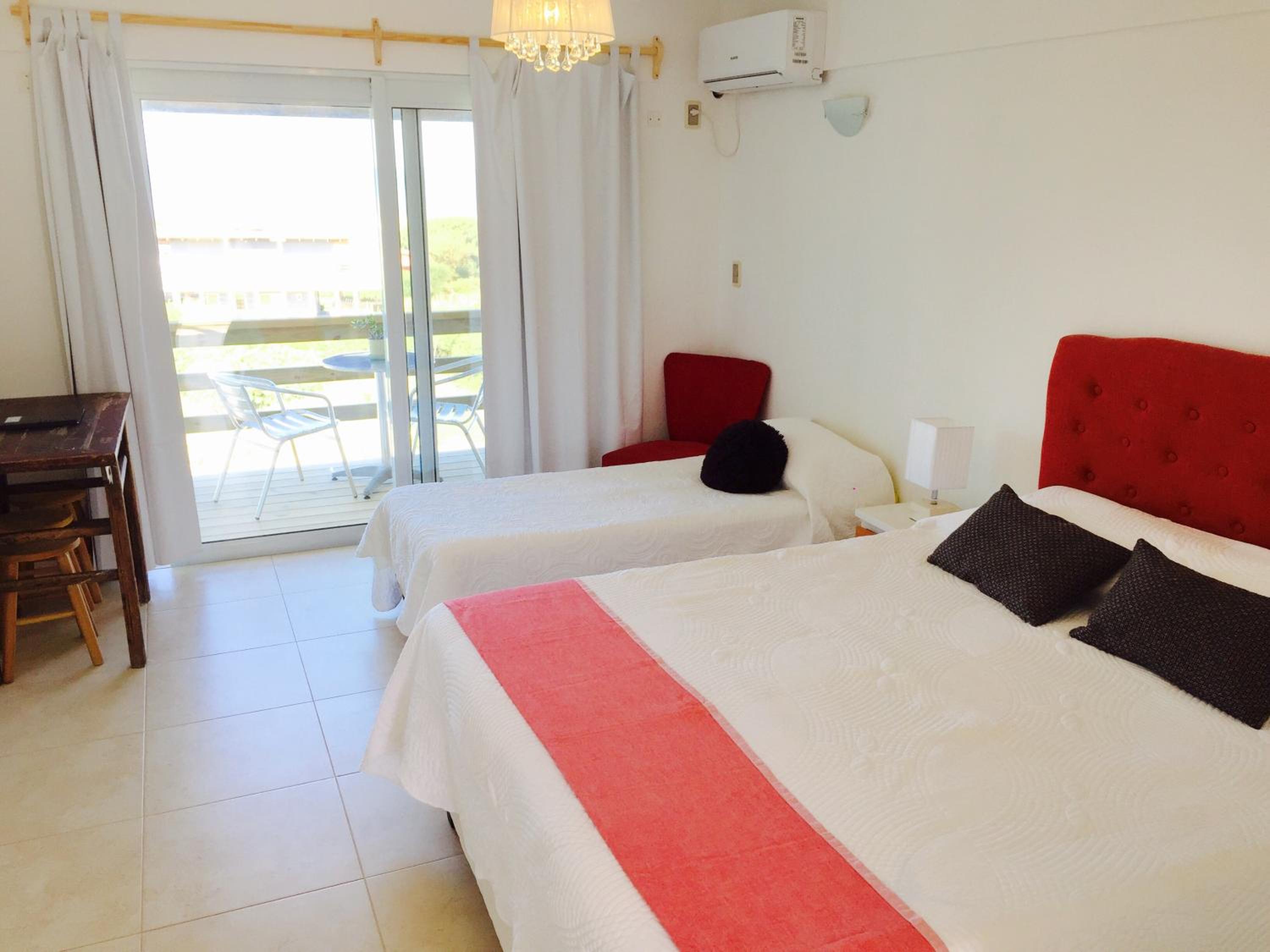 Triple Room with Balcony photo 1