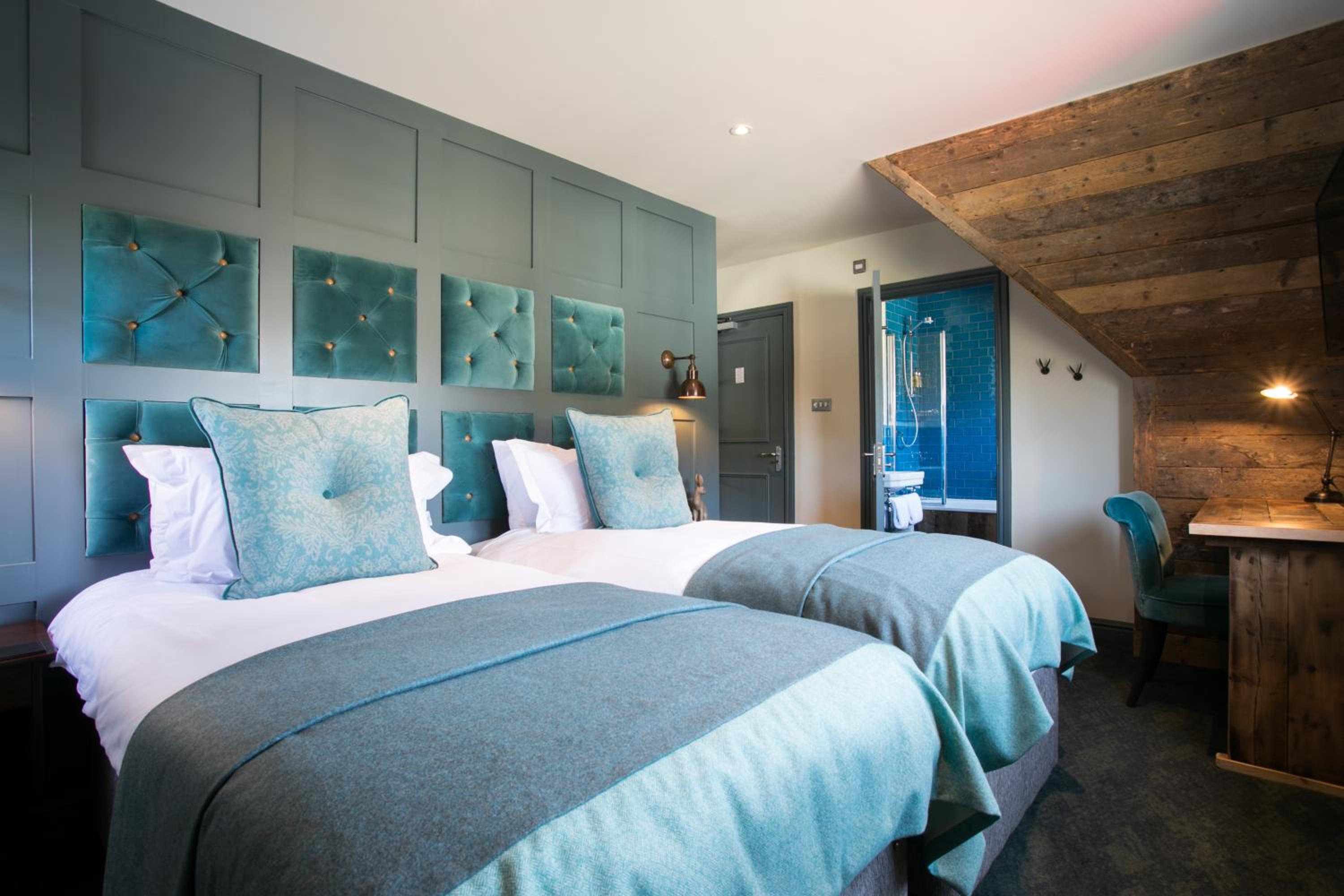 Superior Twin Room photo 1