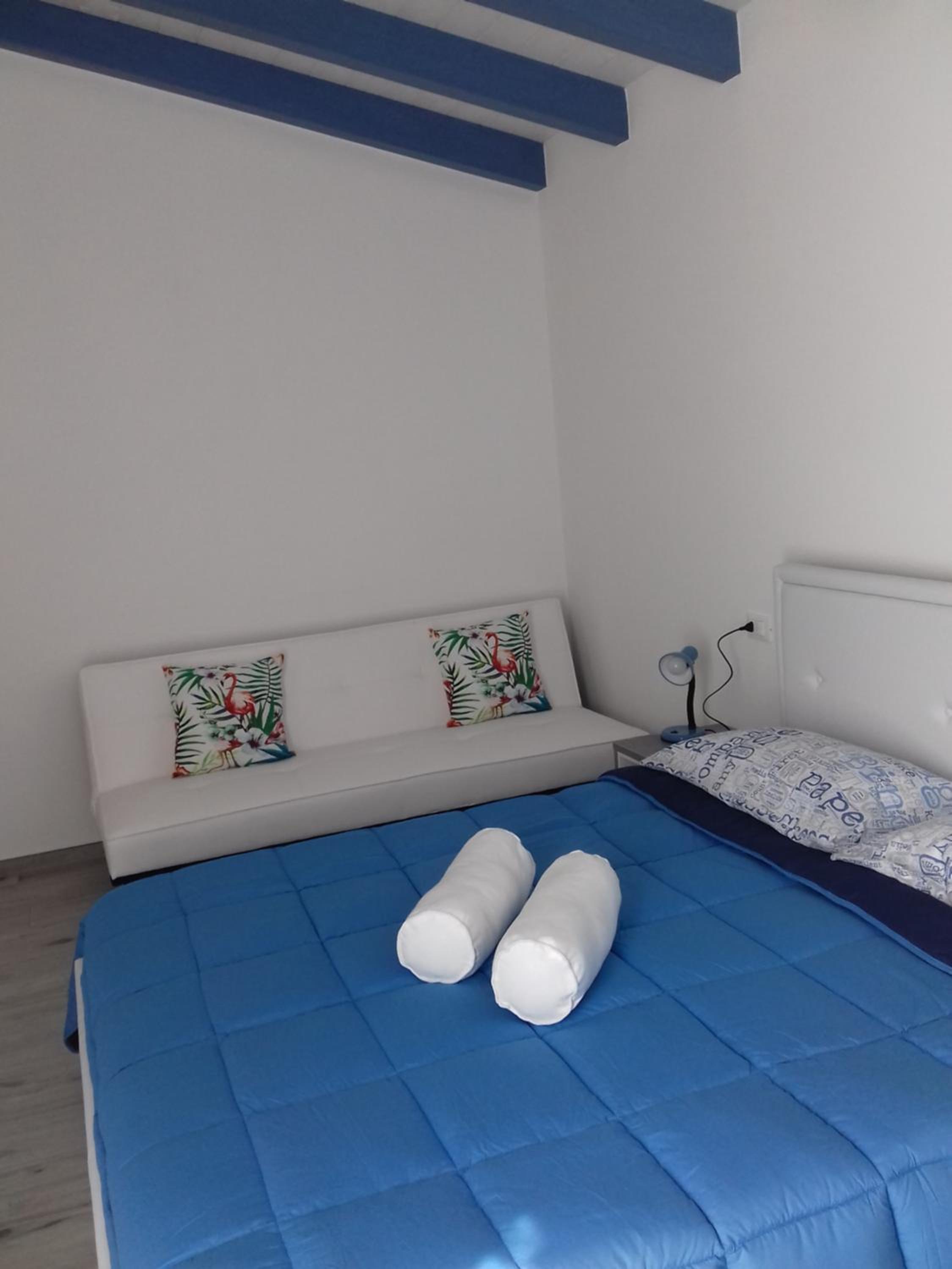 Triple Room - Photo 10