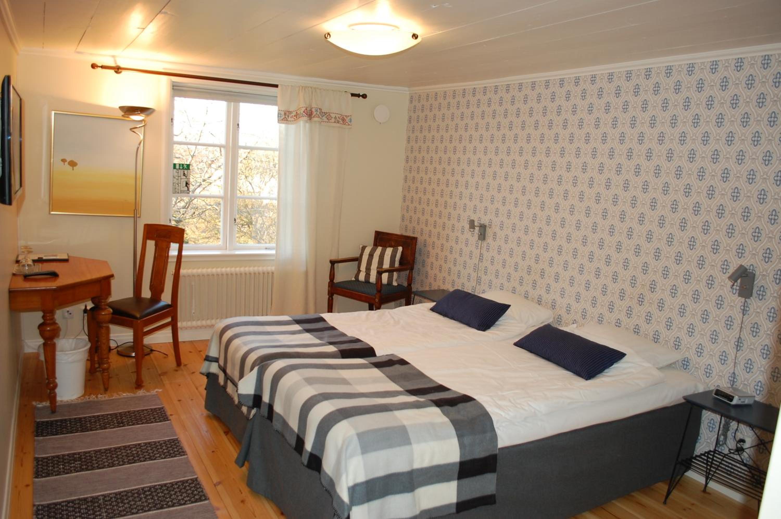 Double or Twin Room - Photo 2