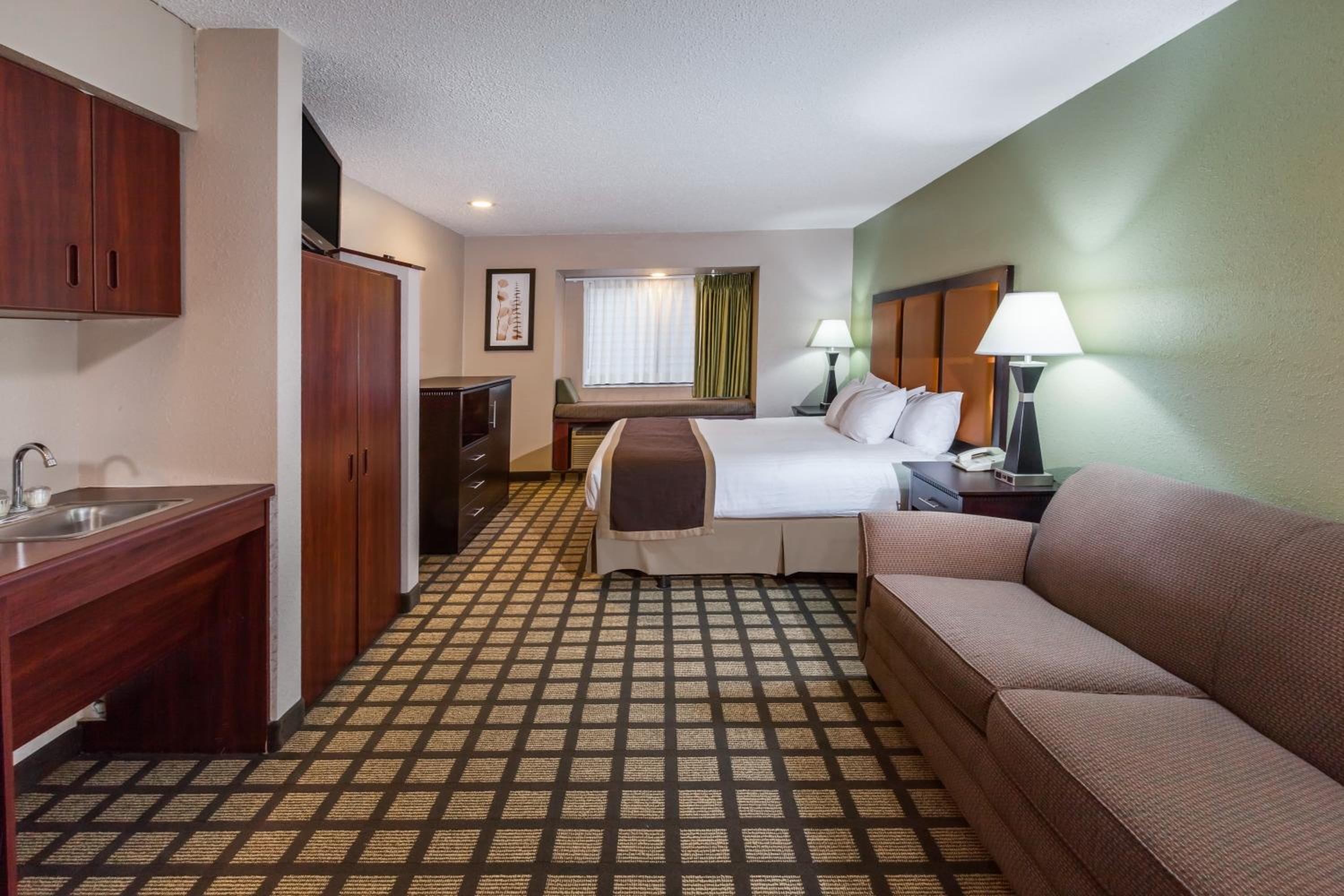 One-Room King Suite - Non-Smoking - Photo 1