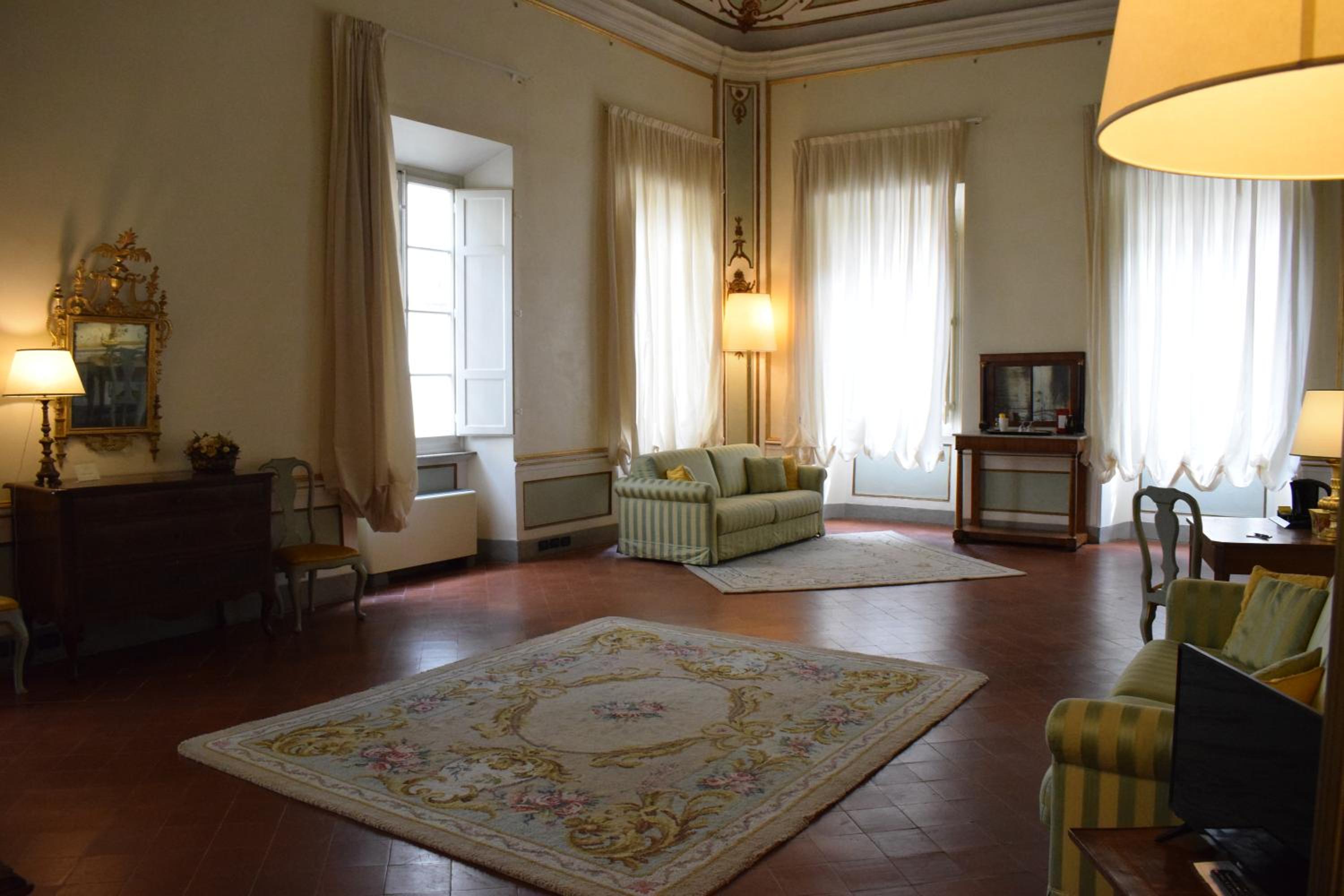 Suite (4 Adults) - Photo 6