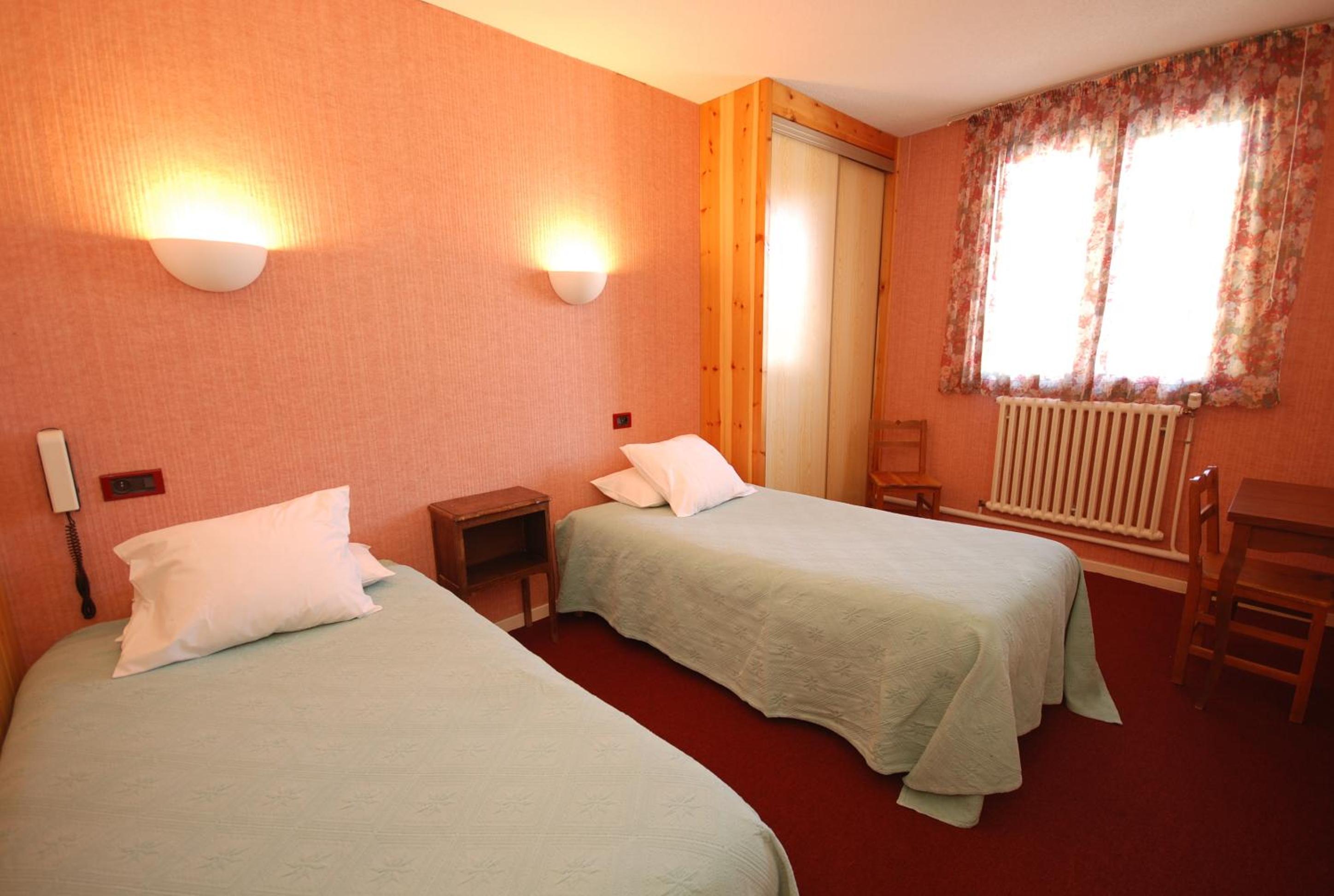 Twin Room photo 1
