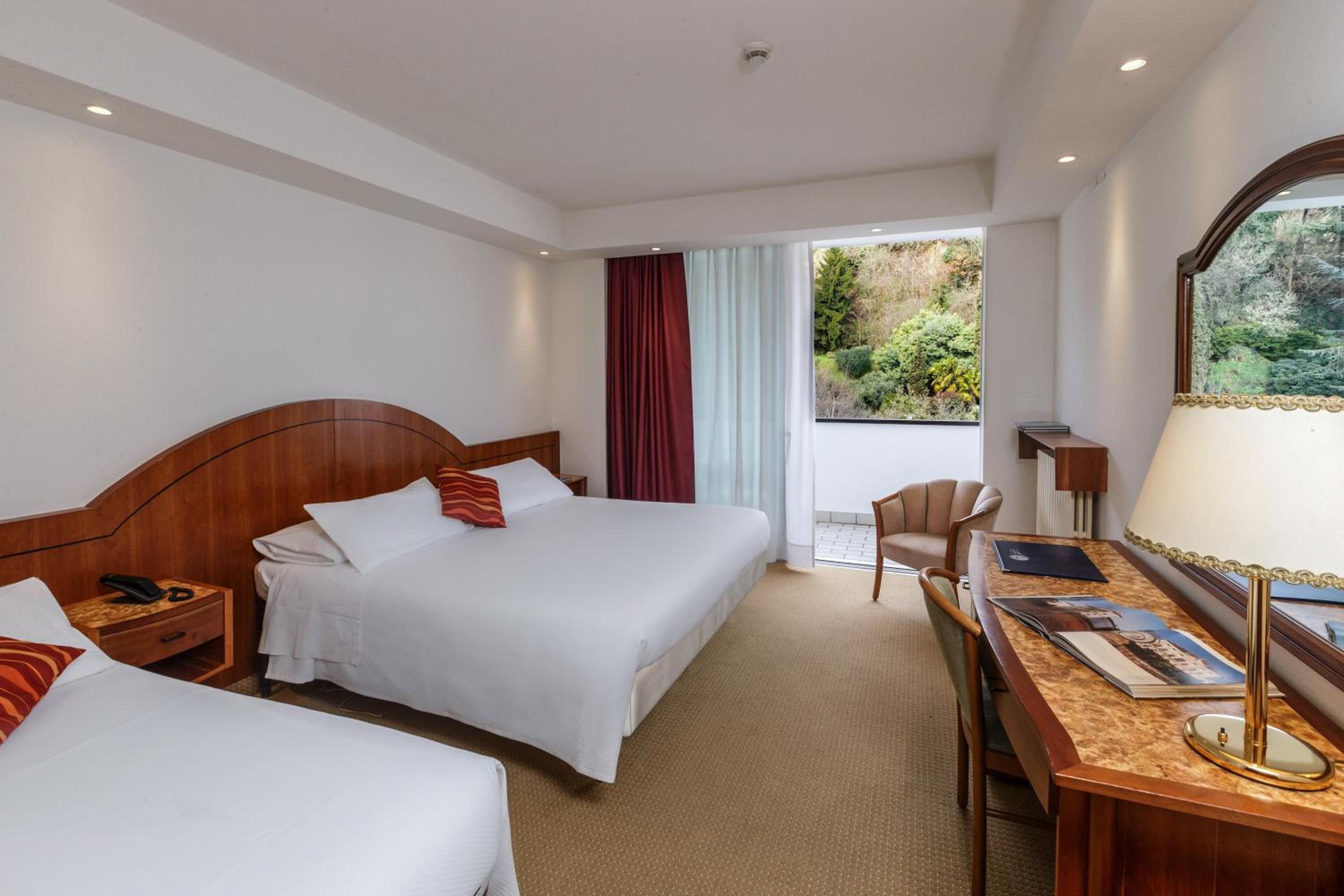 Classic Triple Room photo 1