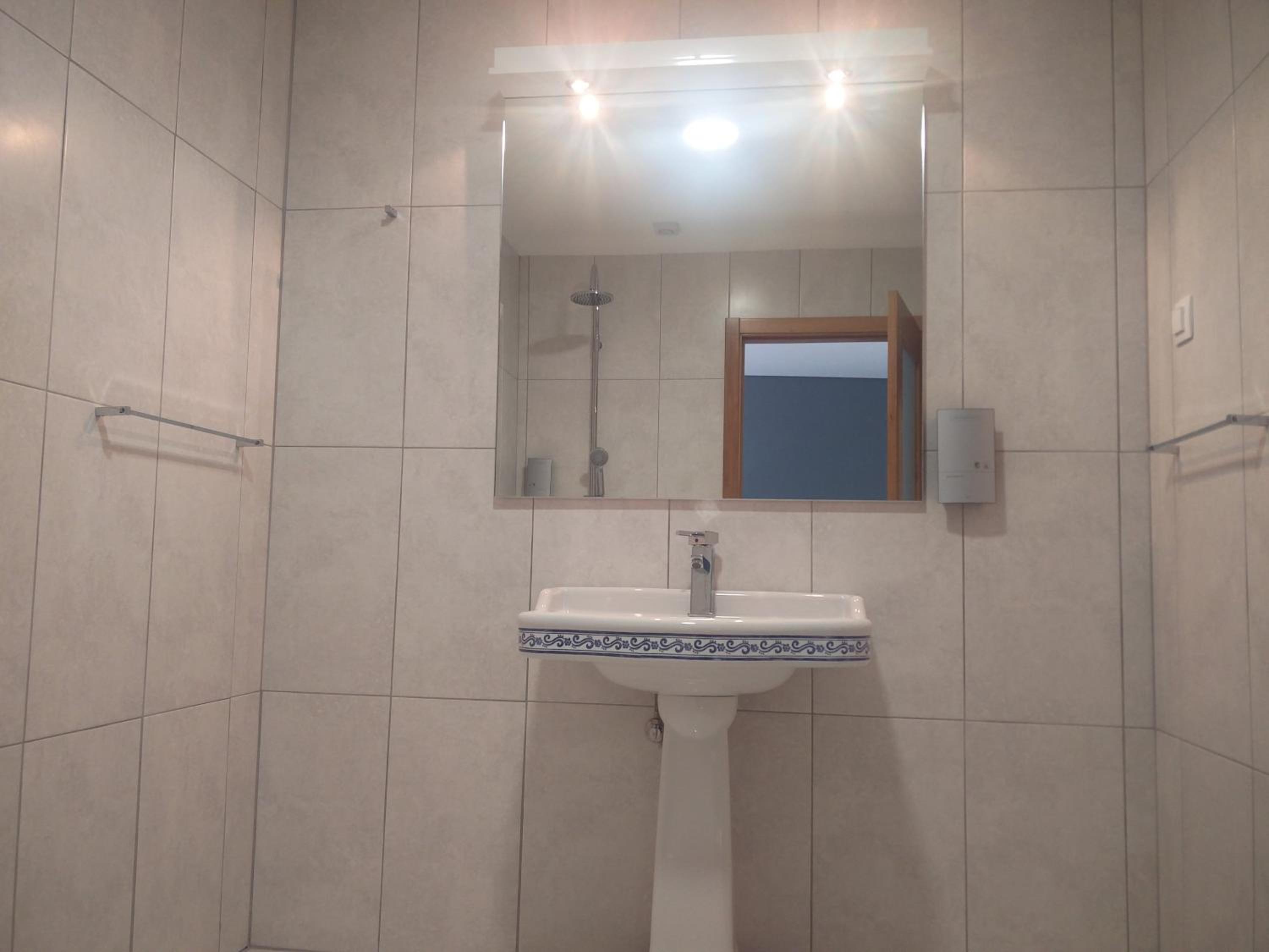 Double or Twin Room - Disability Access photo 3