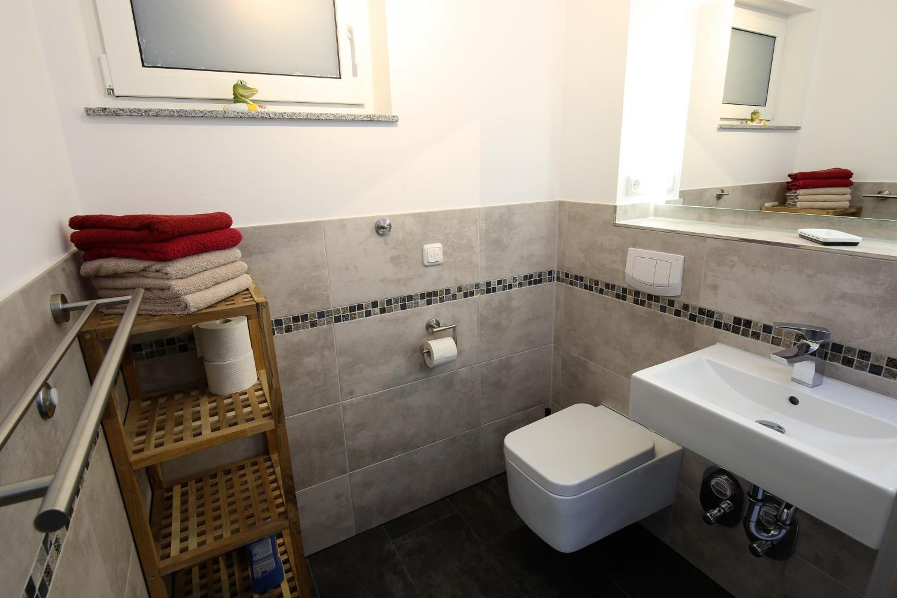 Apartment - Ground Floor photo 2