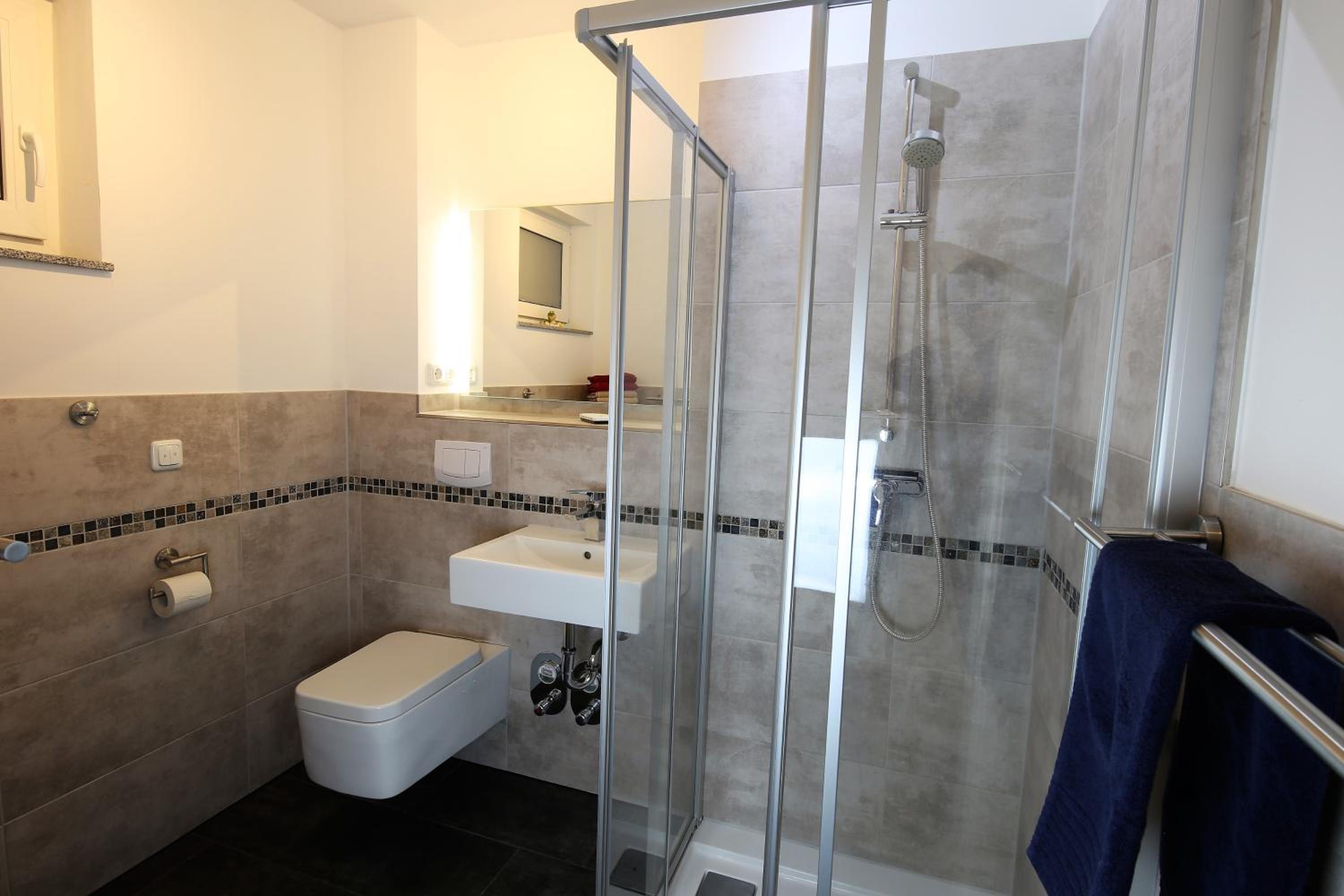 Apartment - Ground Floor photo 3