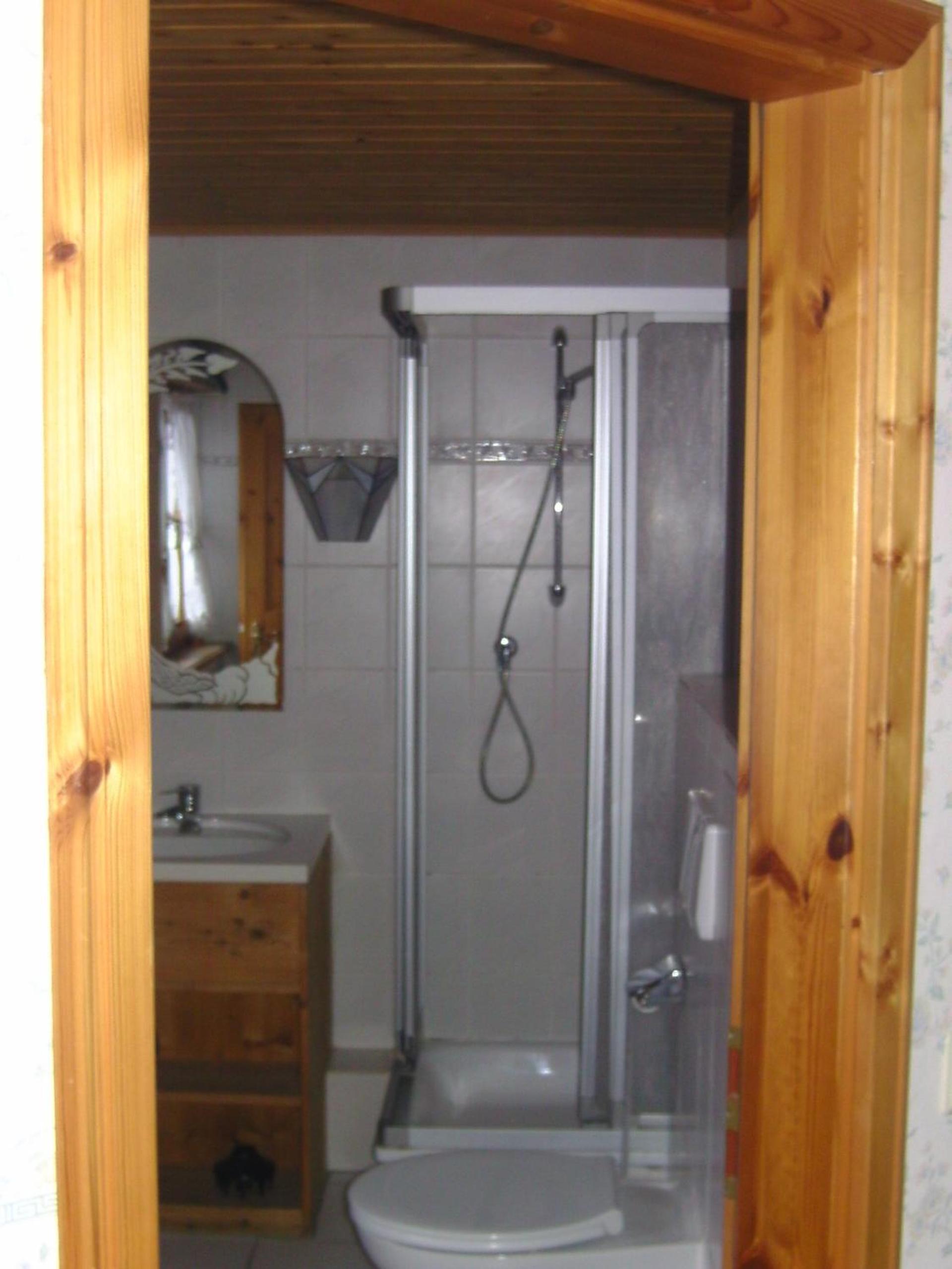 Boutique Room - Photo 14