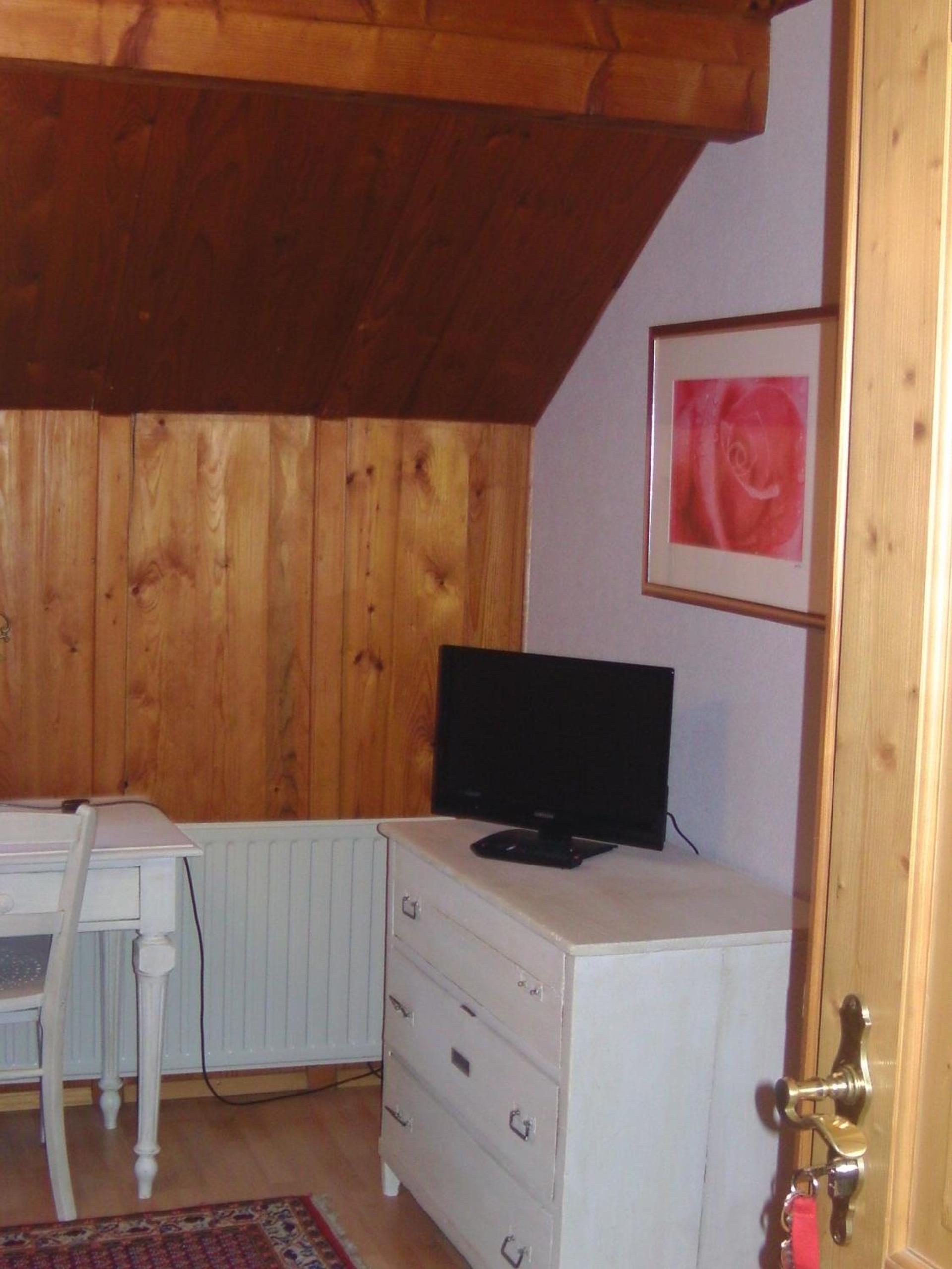 Double Room - Photo 9