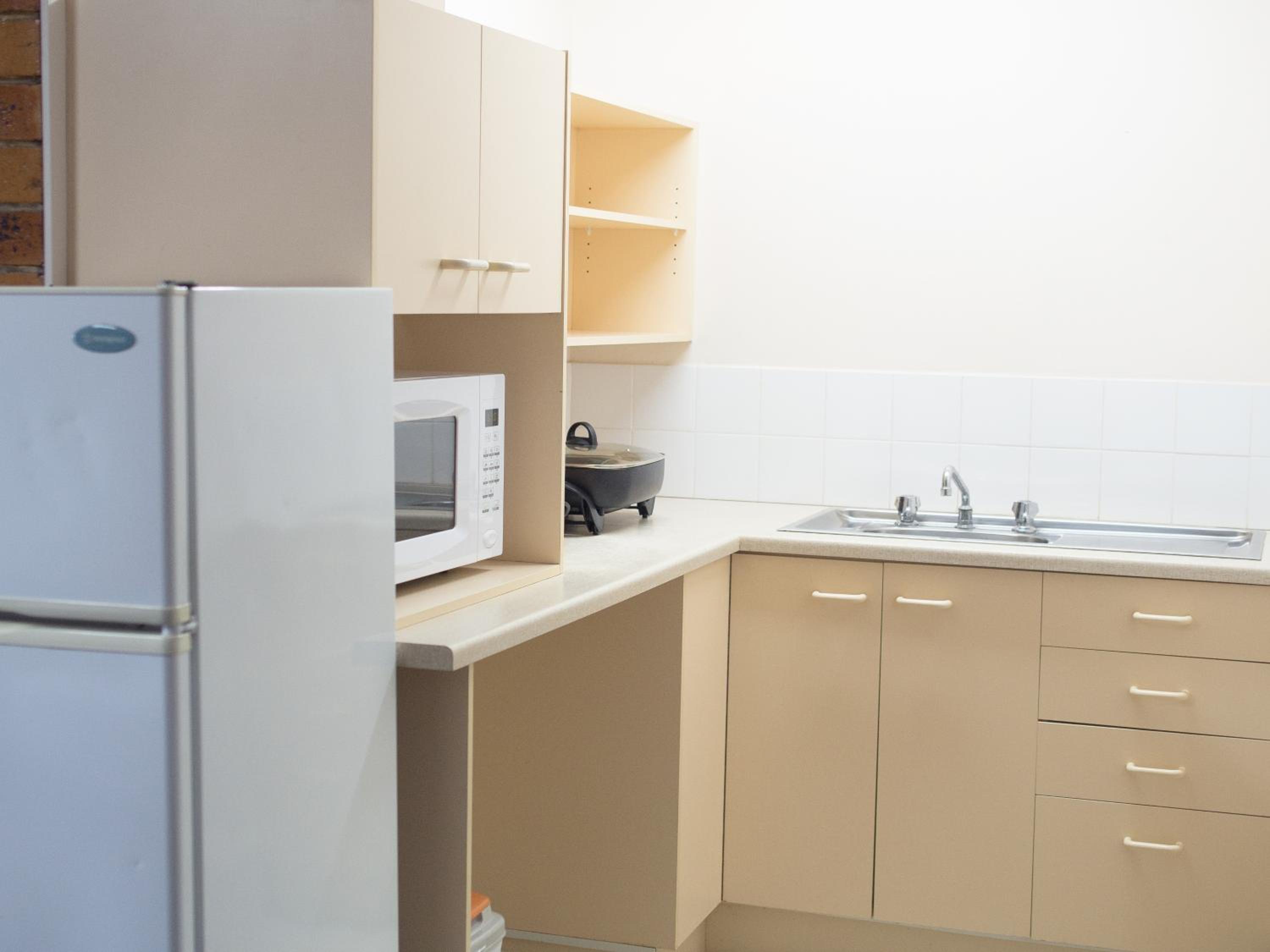 Family Room With Kitchenette - Photo 4