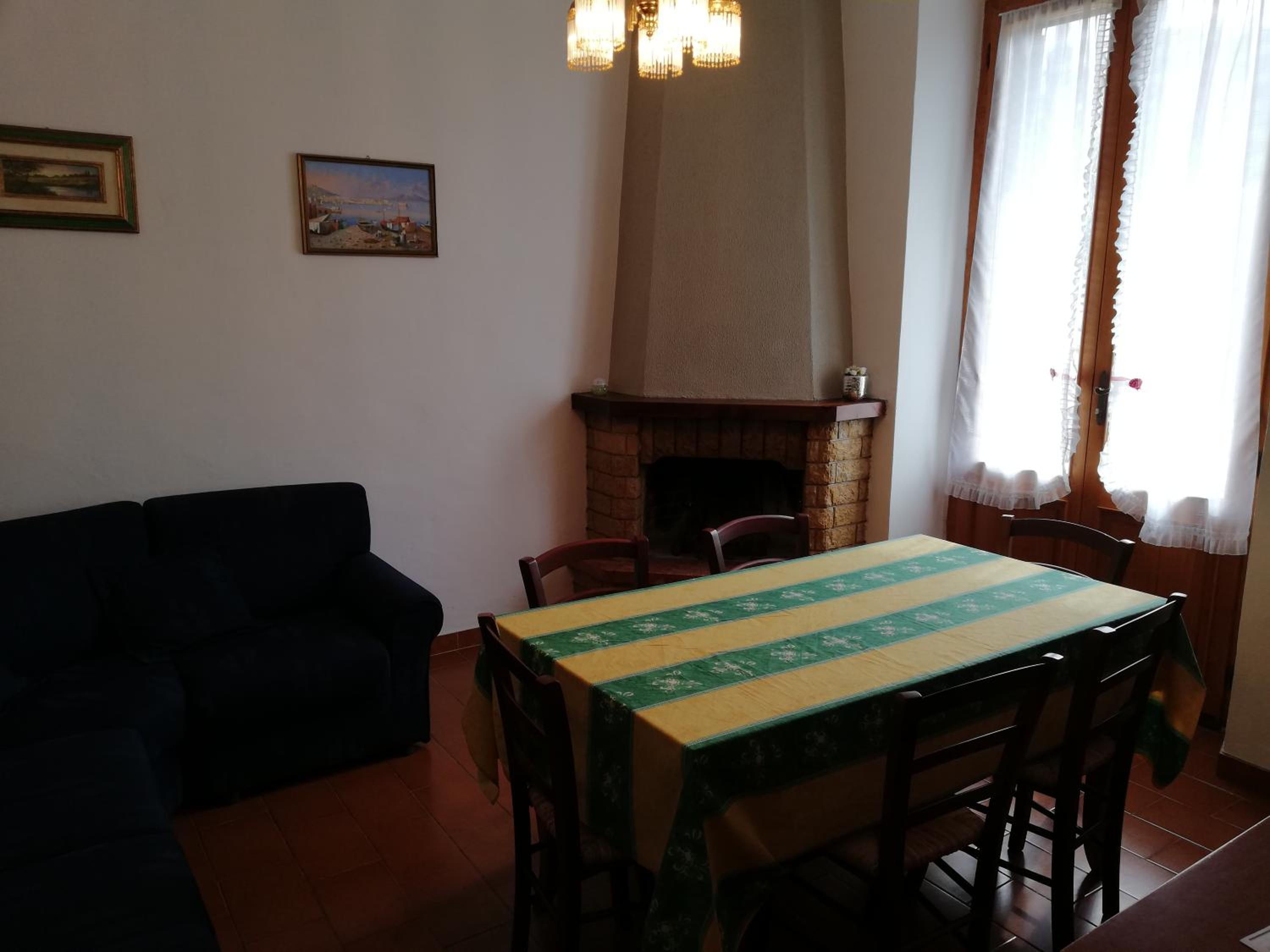 Apartment with Terrace - Photo 19