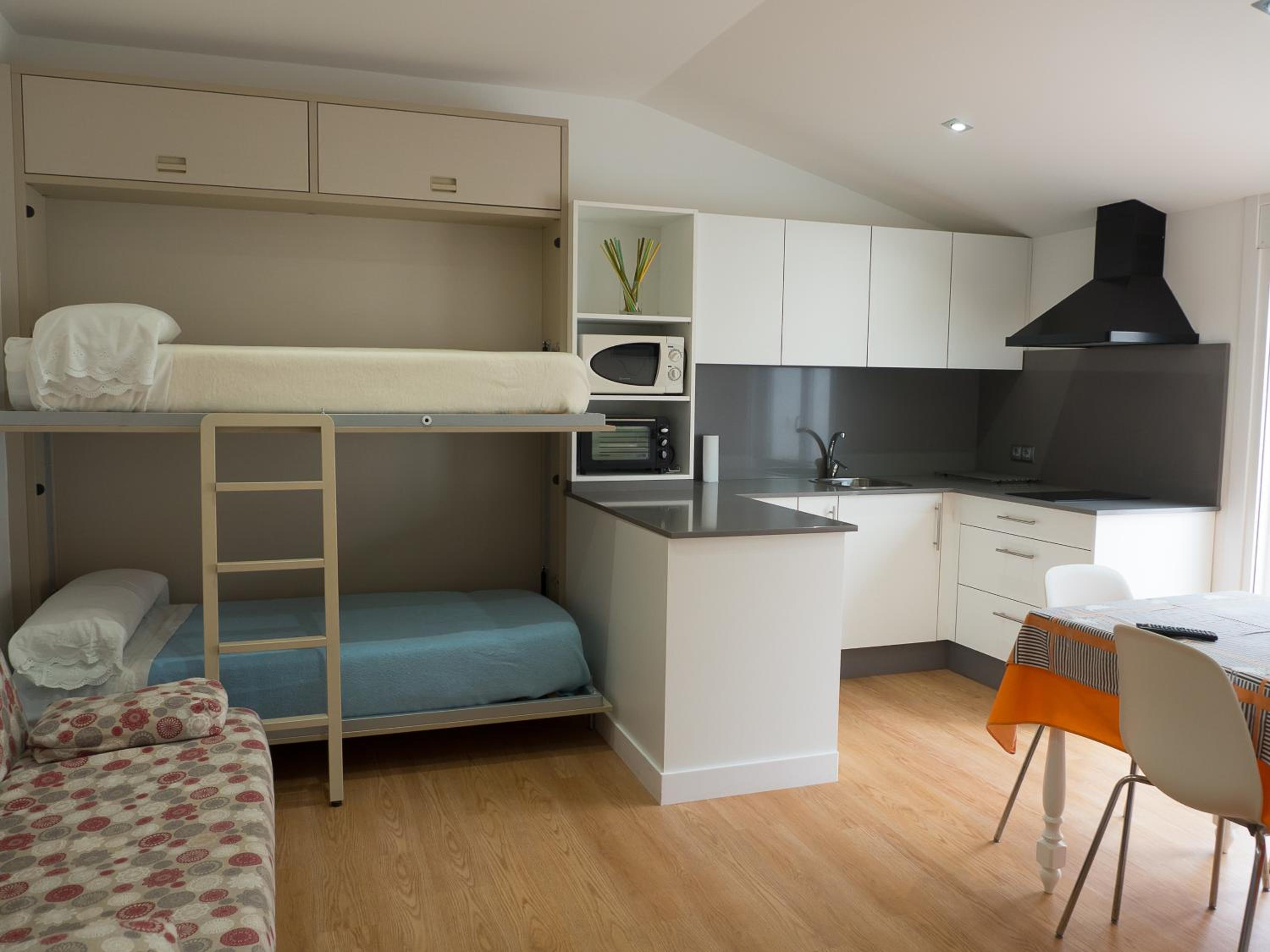 Apartment with Terrace photo 3