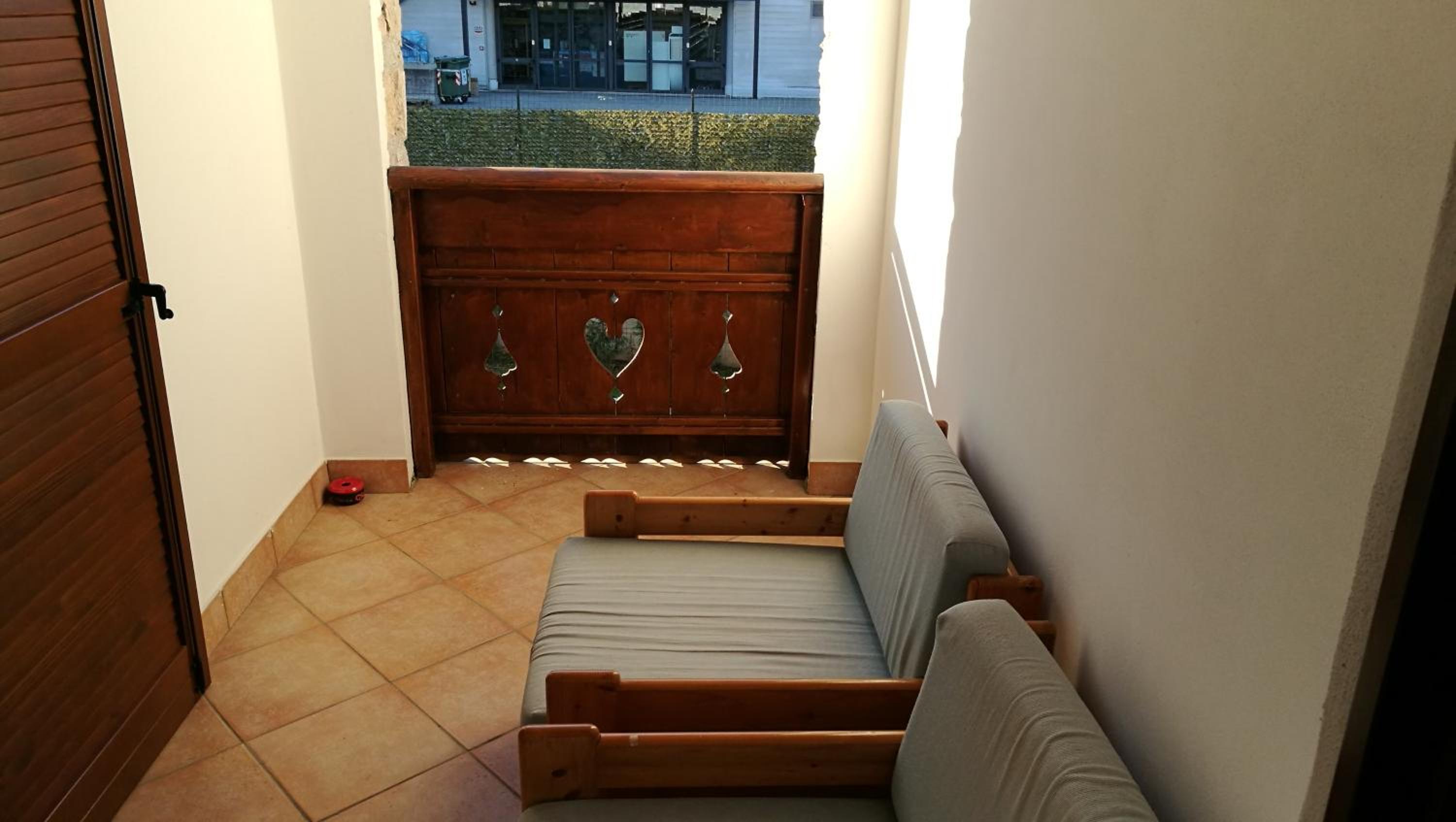 Double or Twin Room with Private Bathroom photo 3