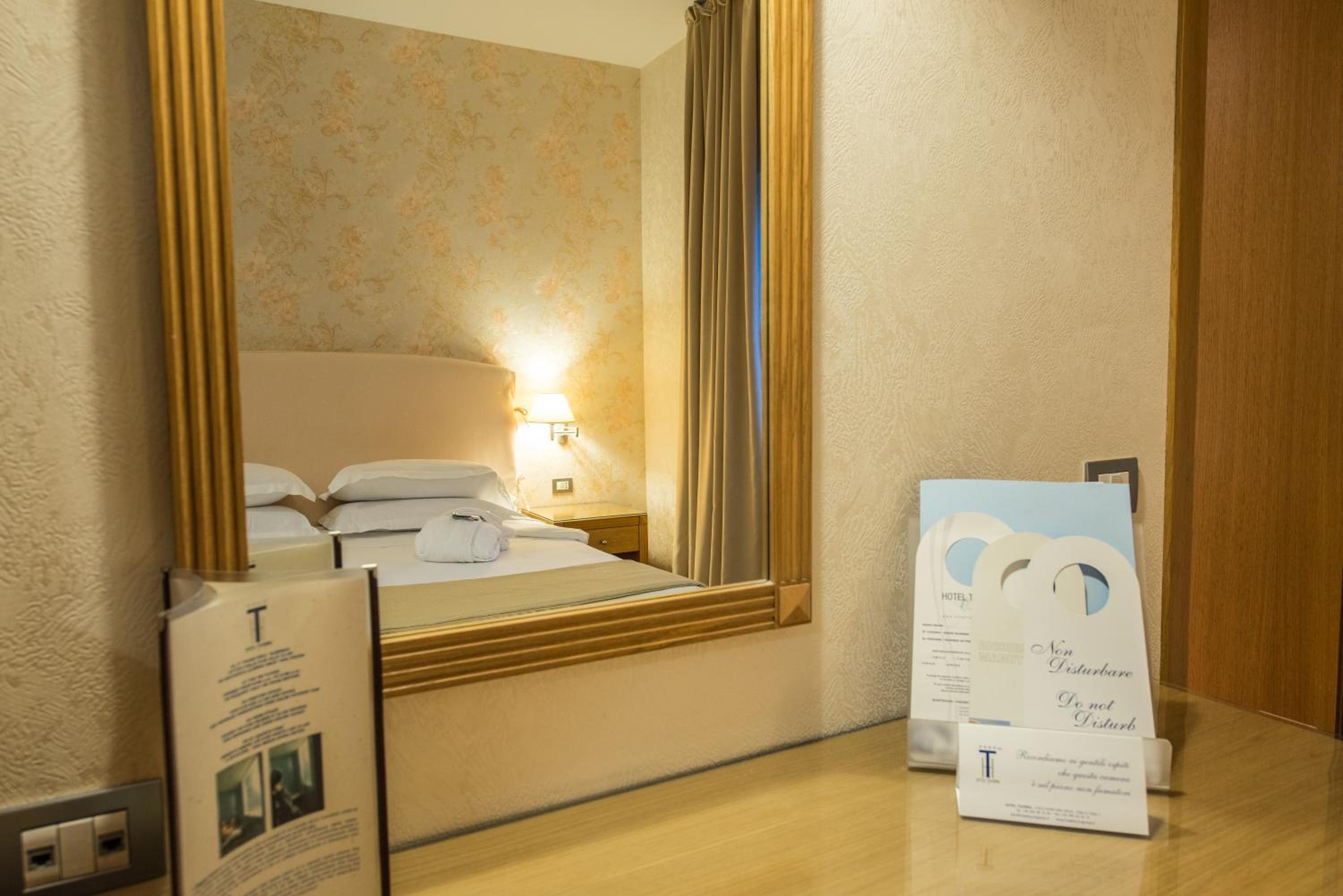 Classic Double or Twin Room - Photo 1