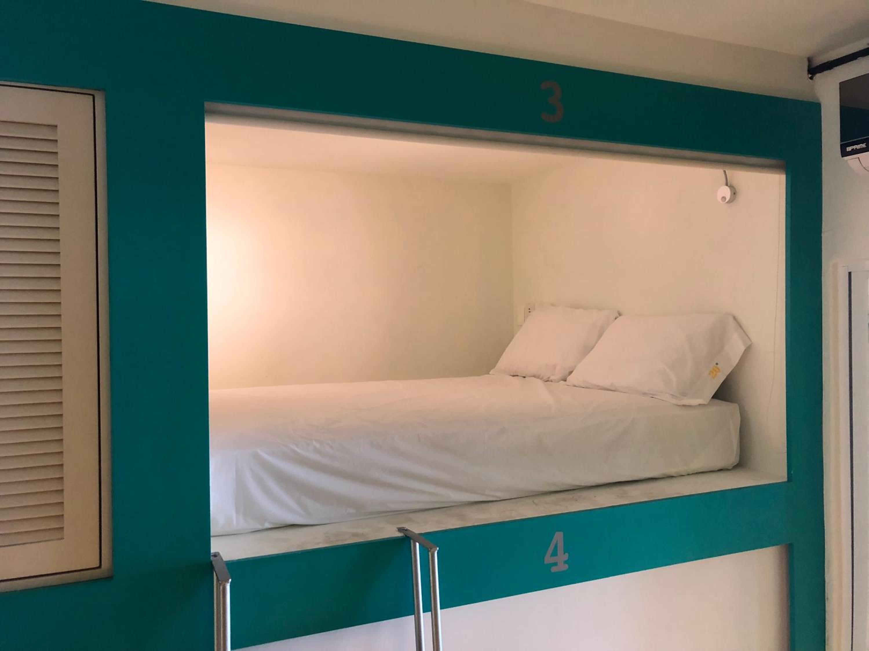 Double Bed in Mixed Dormitory Room