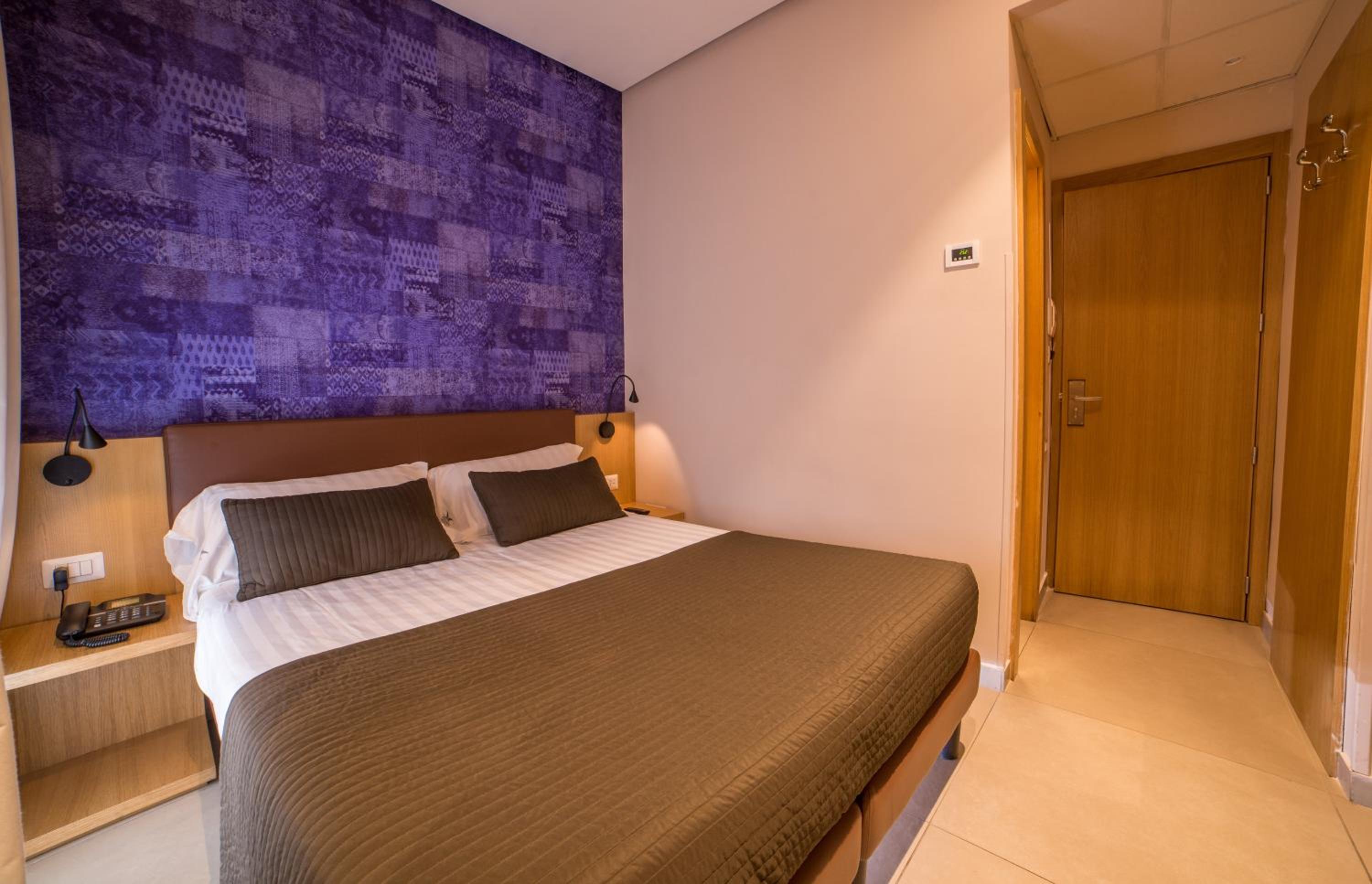 Double Room - Photo 36