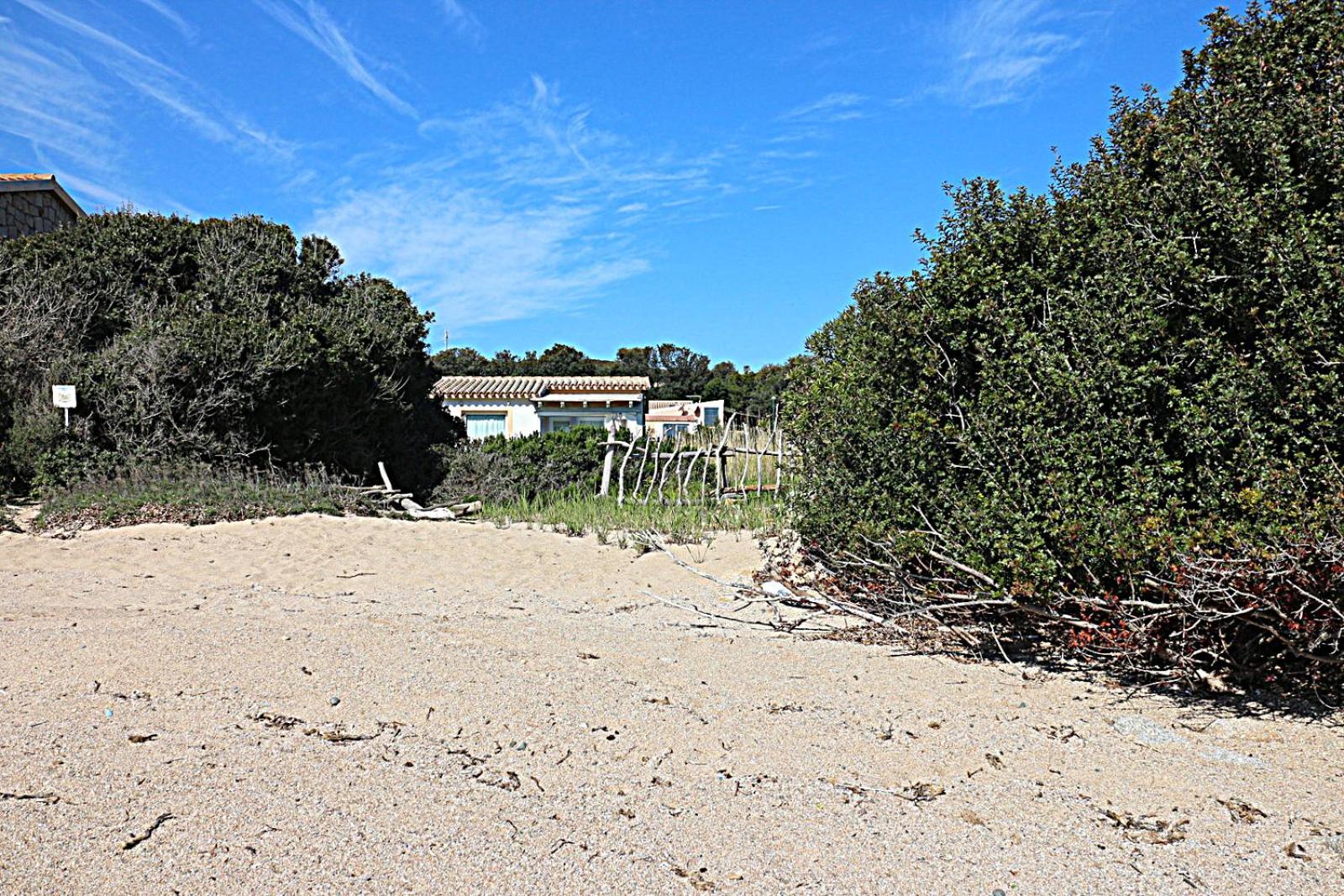 Villa photo 3