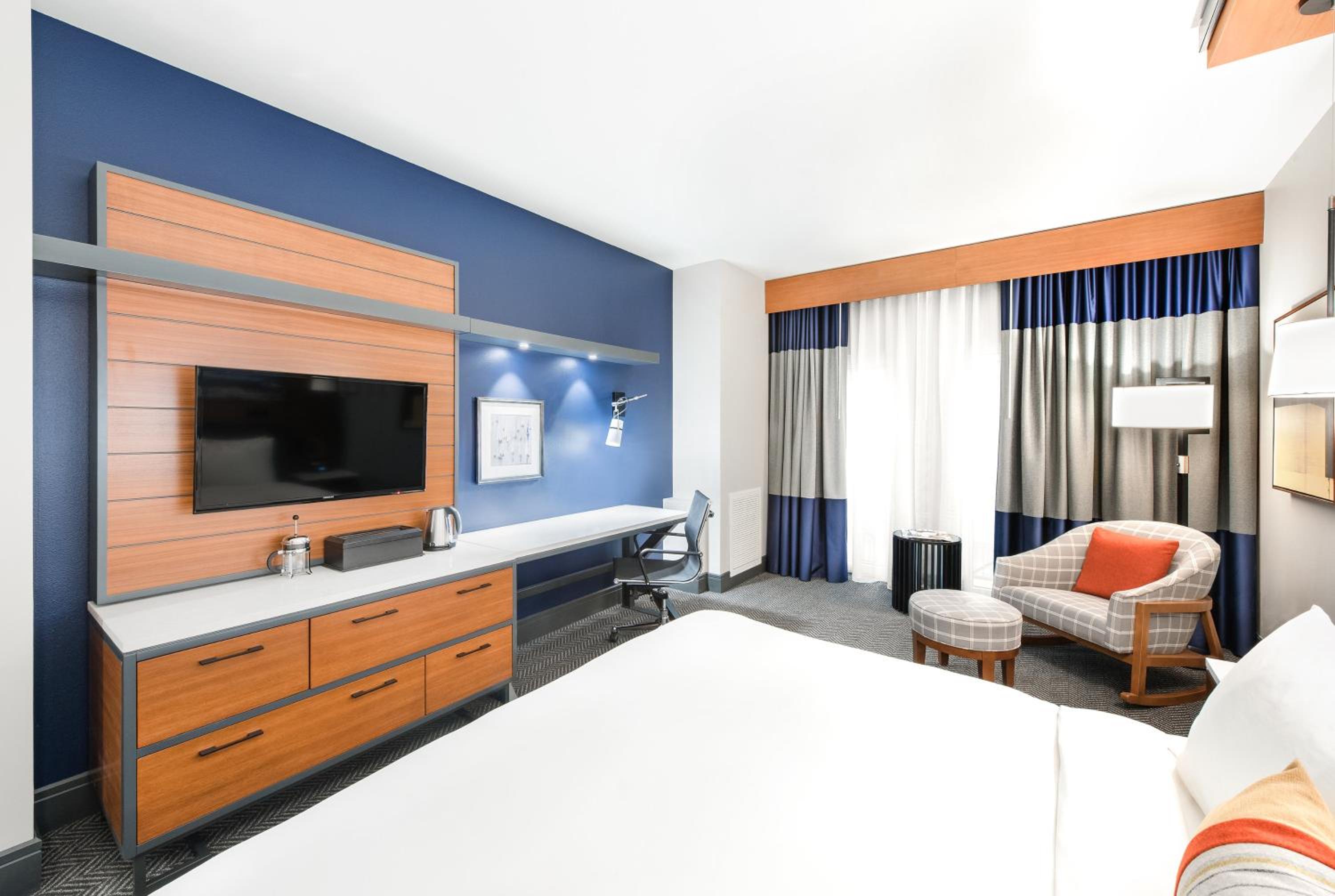 Standard King Room