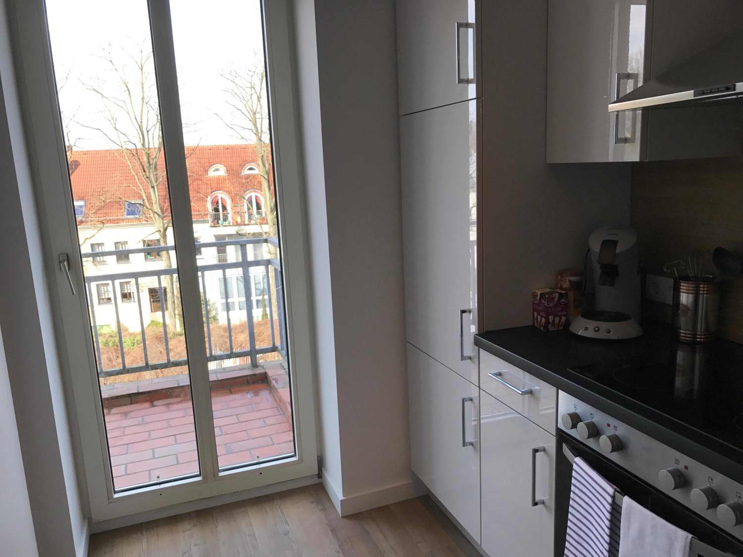 Apartment with Balcony - Photo 8