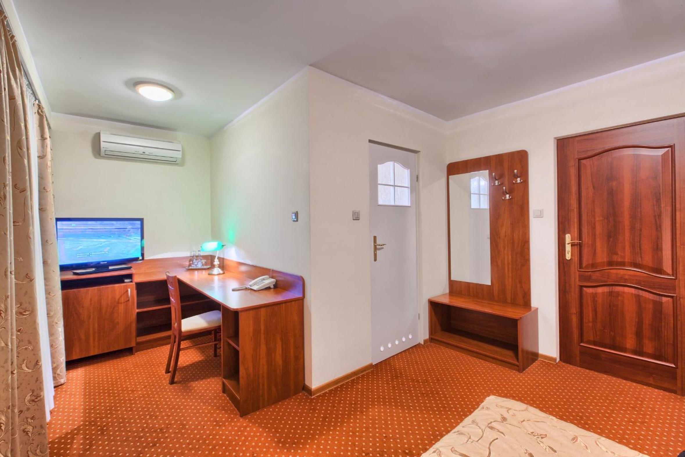Standard Double Room - Photo 4