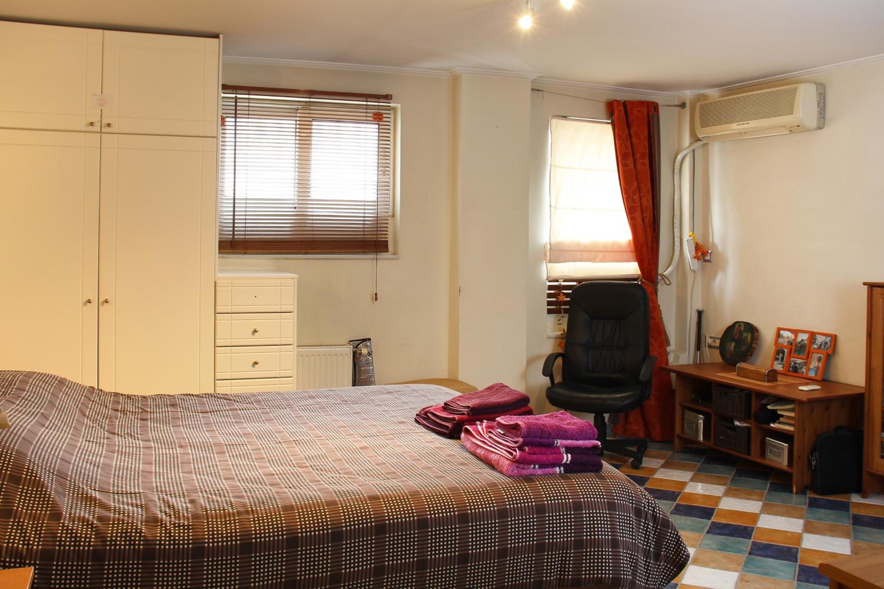 Apartment - Photo 1