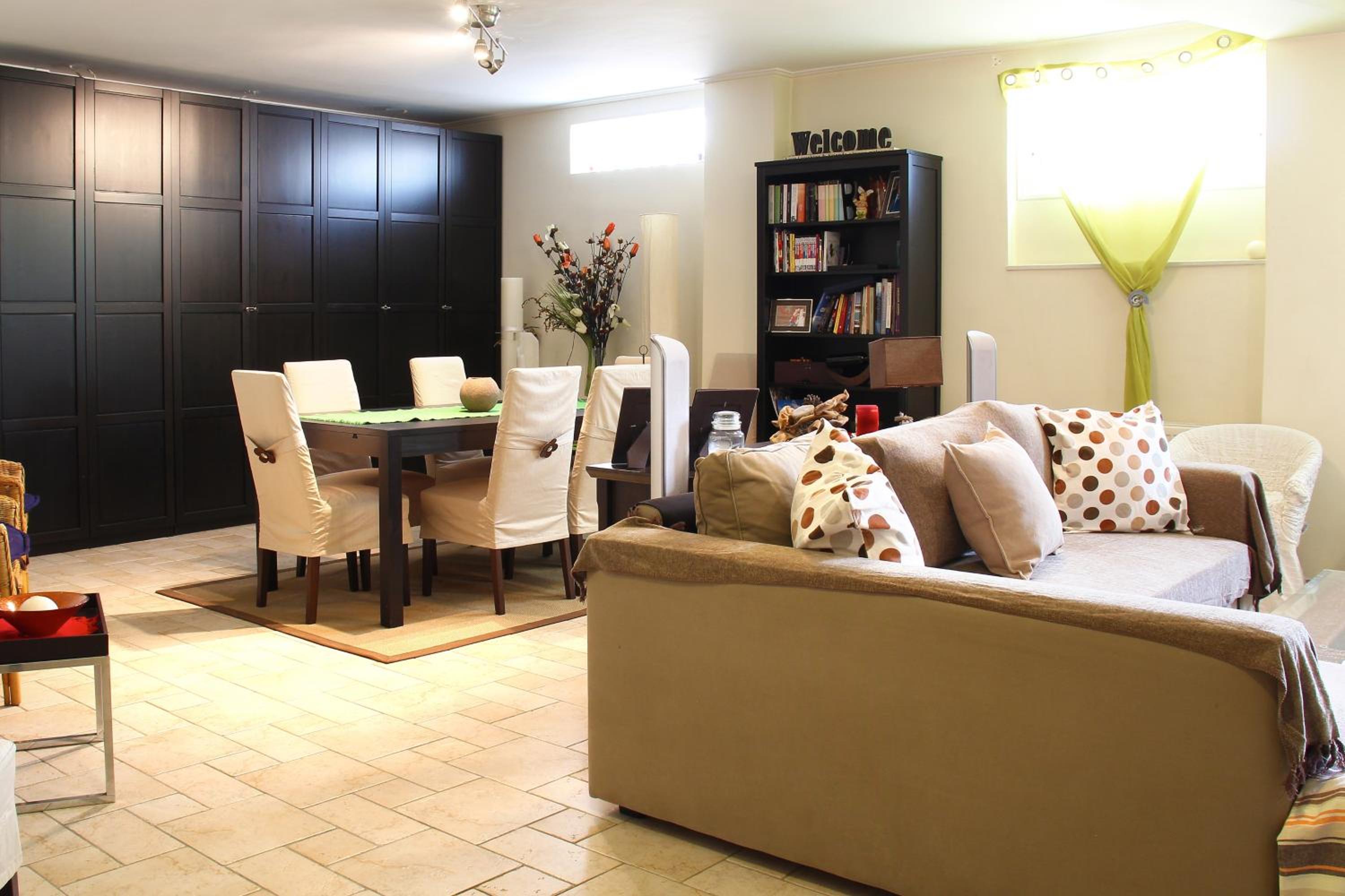Apartment - Photo 8