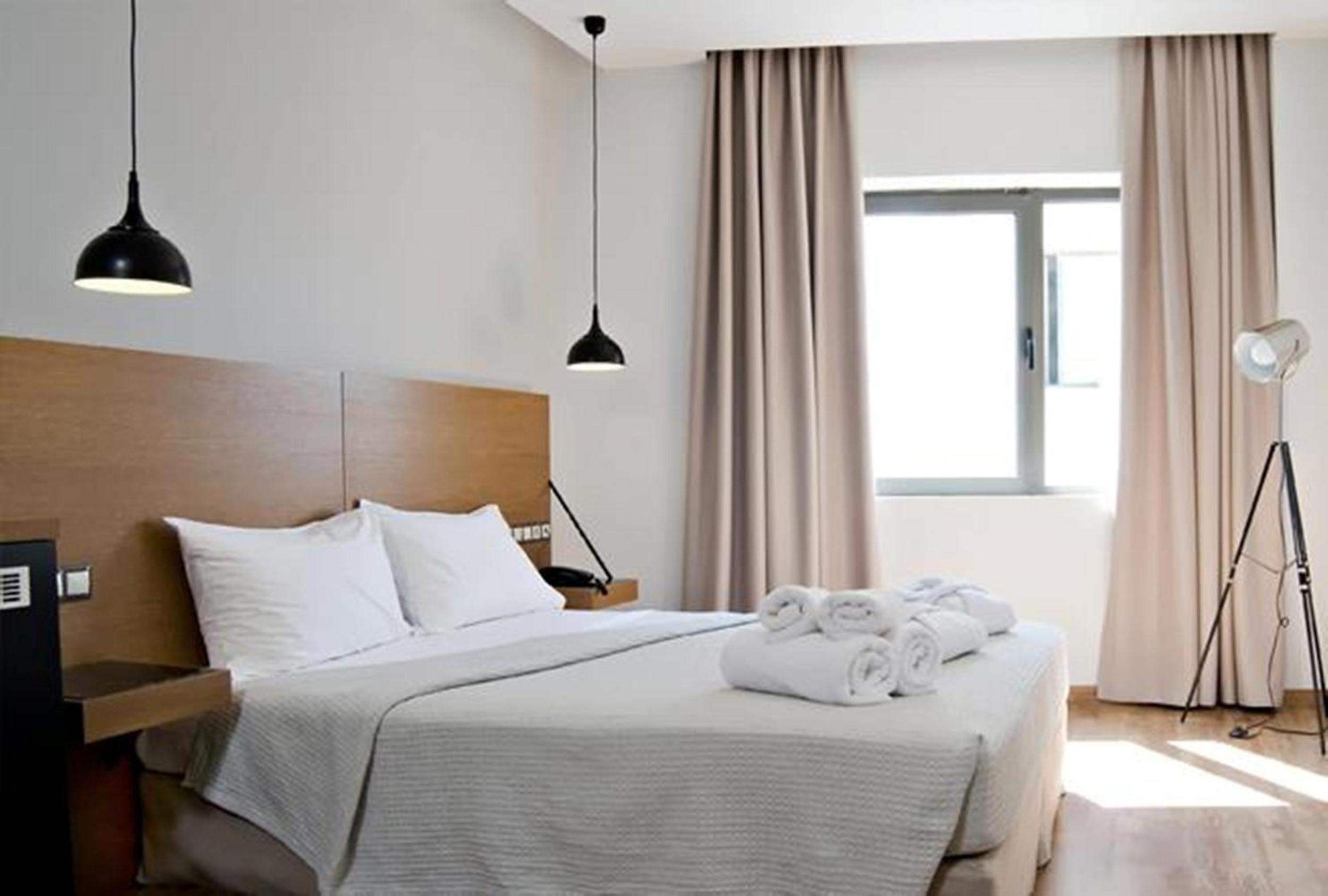 Standard Double or Twin Room photo 3