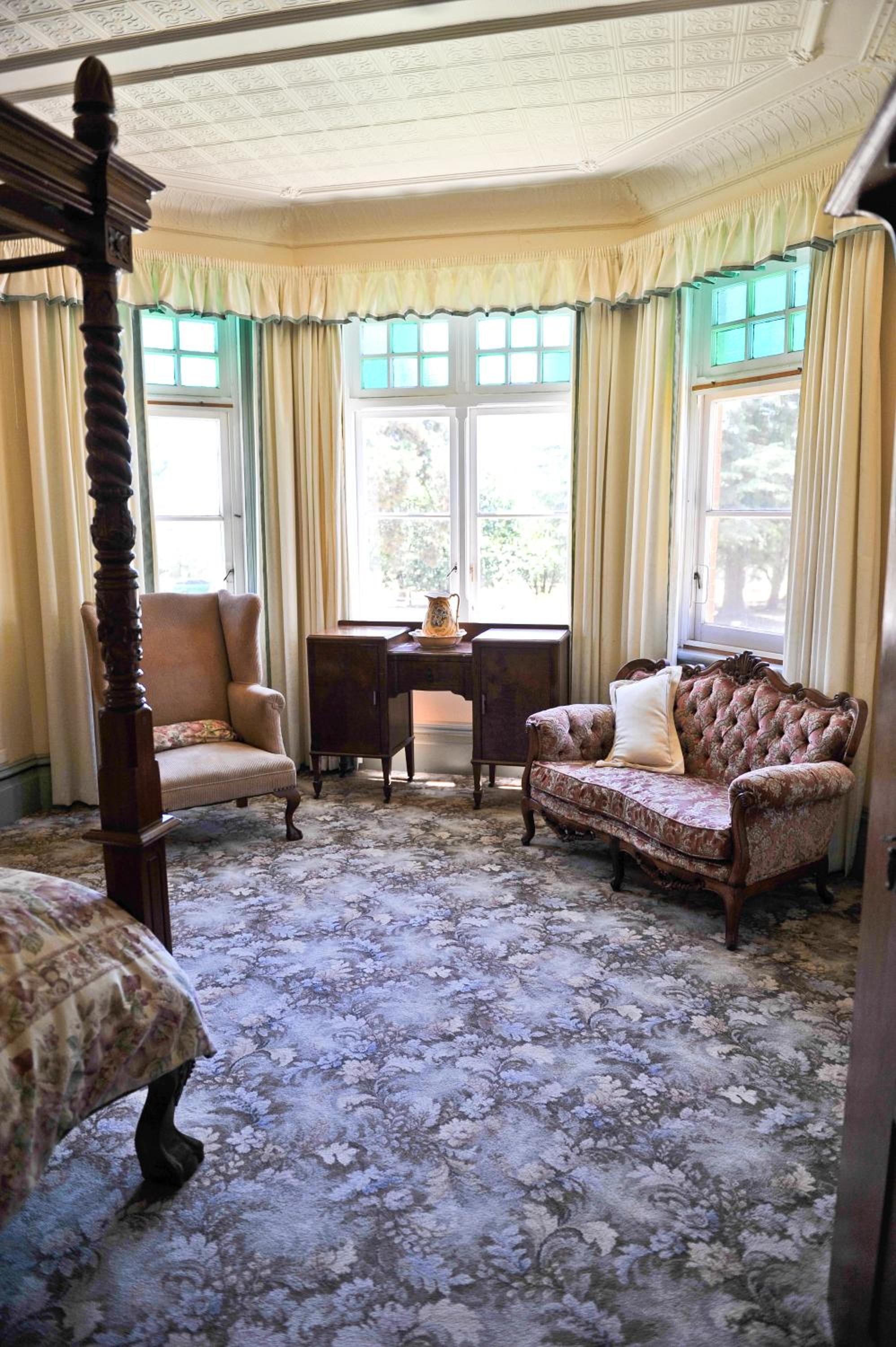 Deluxe Queen Room photo 3