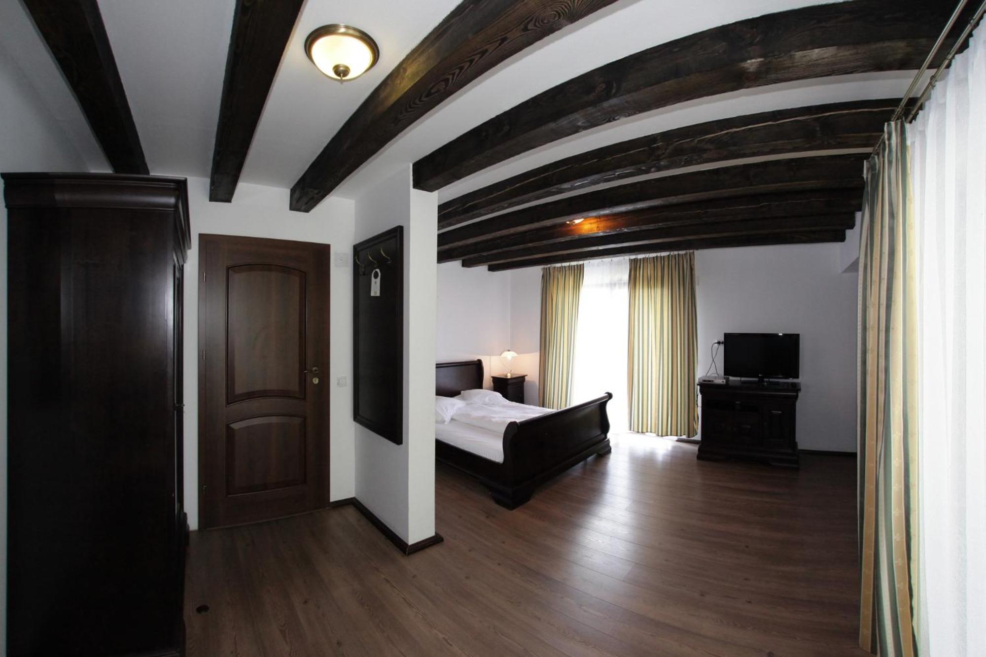 Chalet photo 1