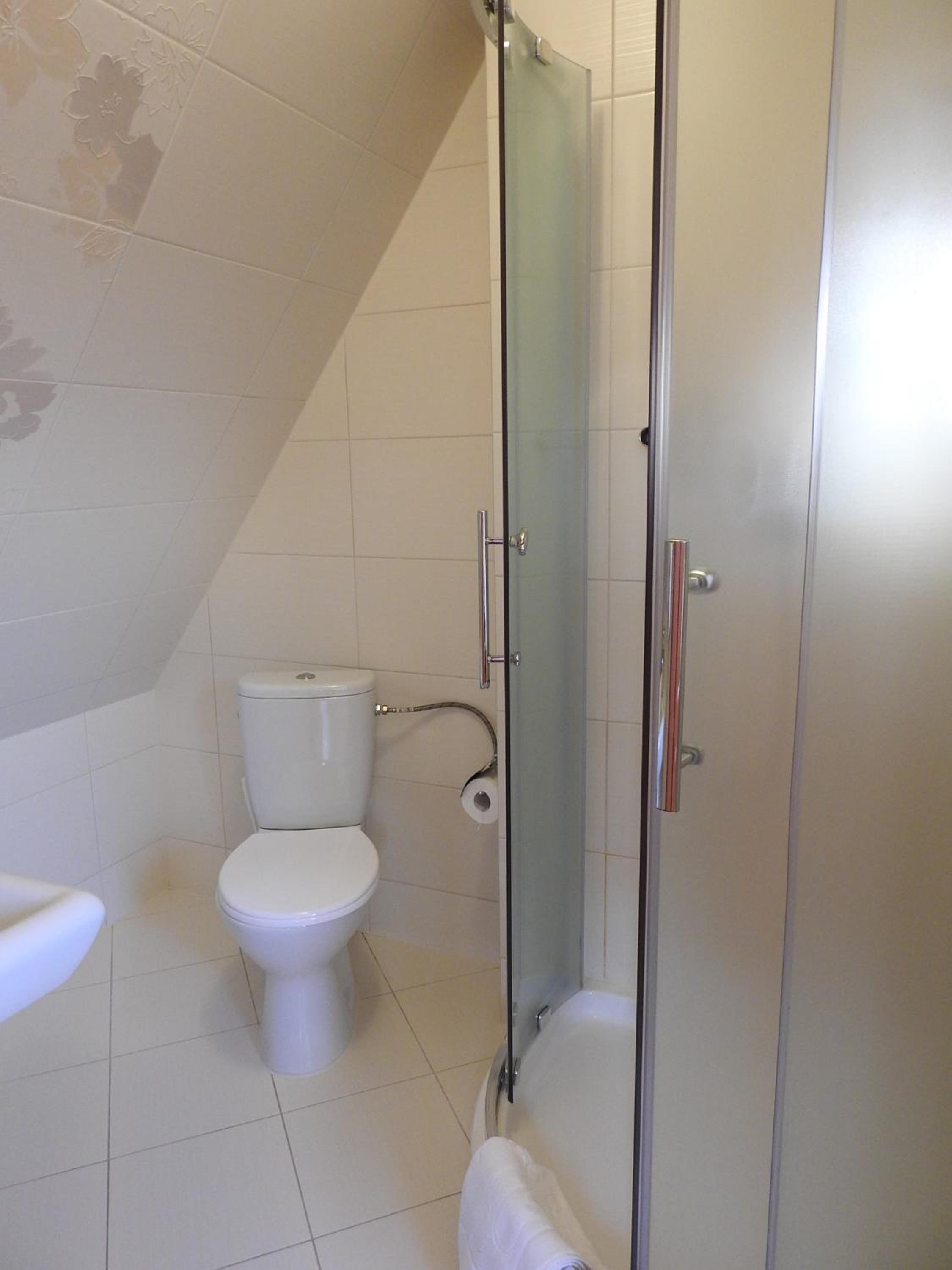 Quadruple Room with Mountain View photo 3