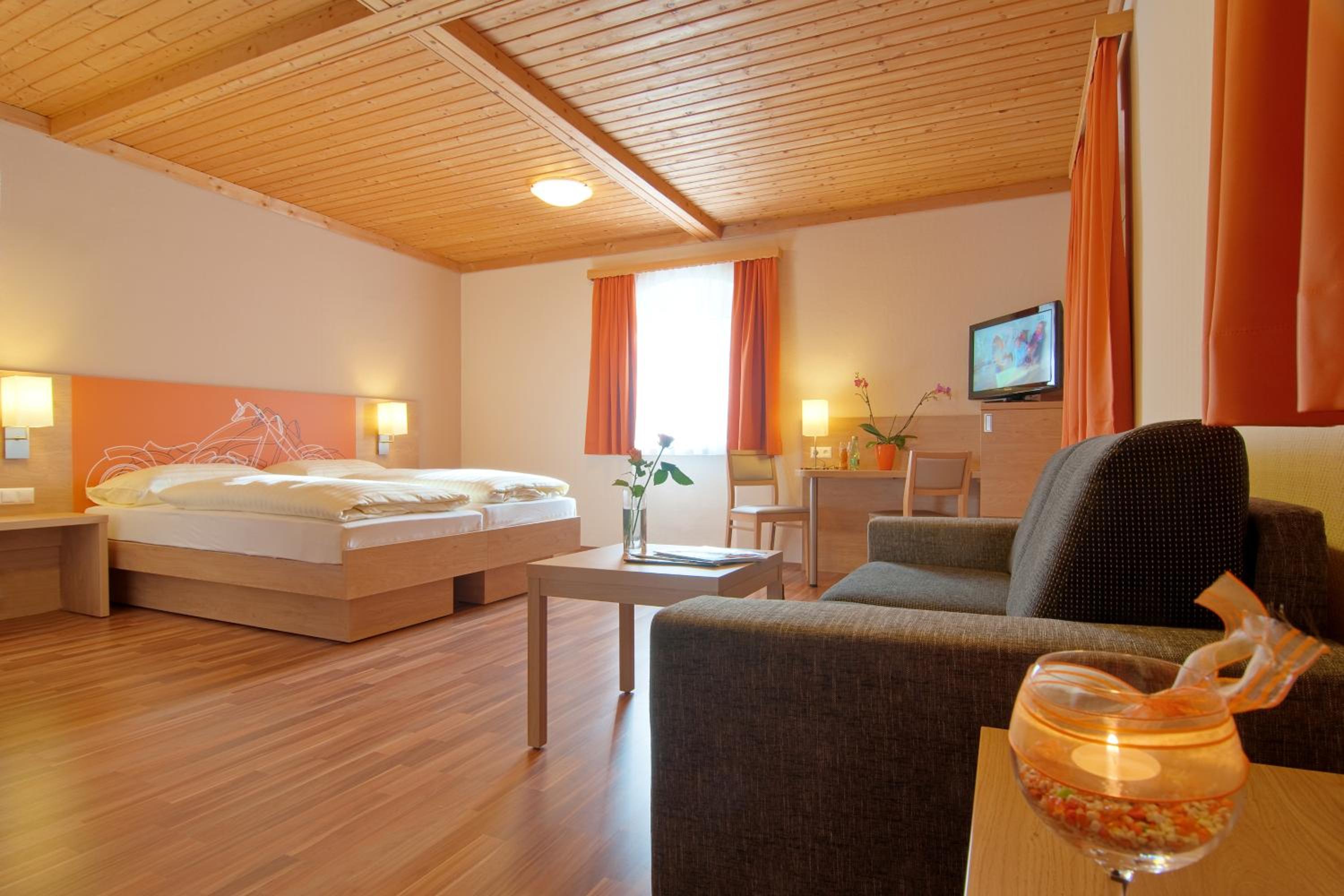 Triple Room with Balcony