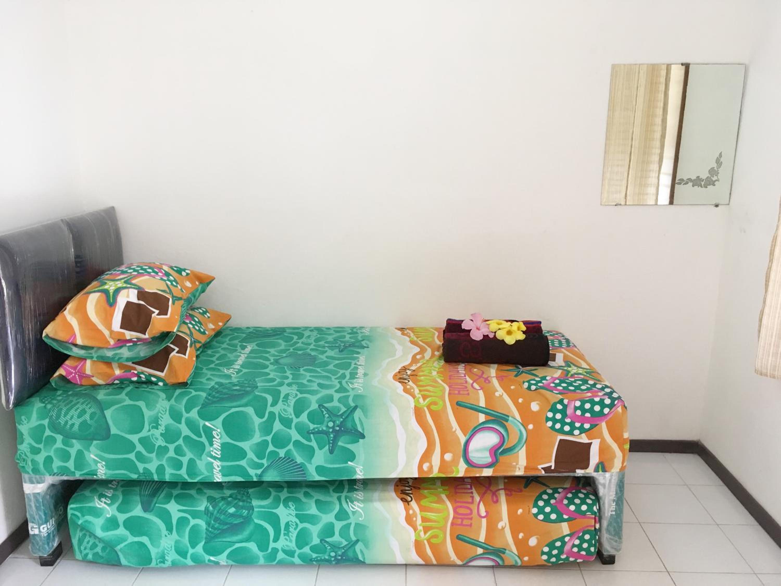 Double Room with Shared Bathroom photo 3