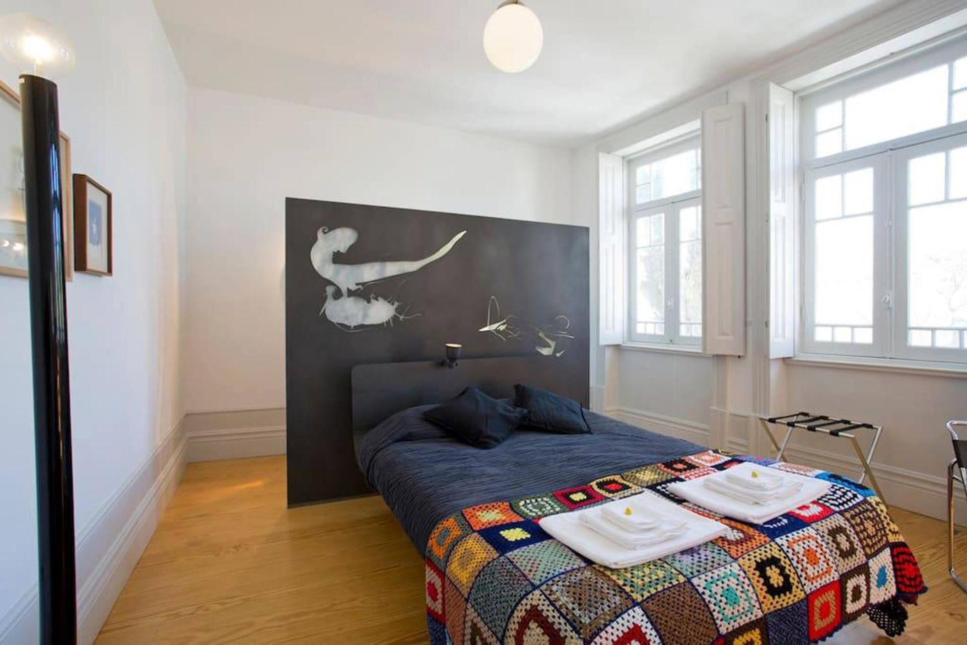 Deluxe Room (2 Adults + 1 Child) - Photo 1