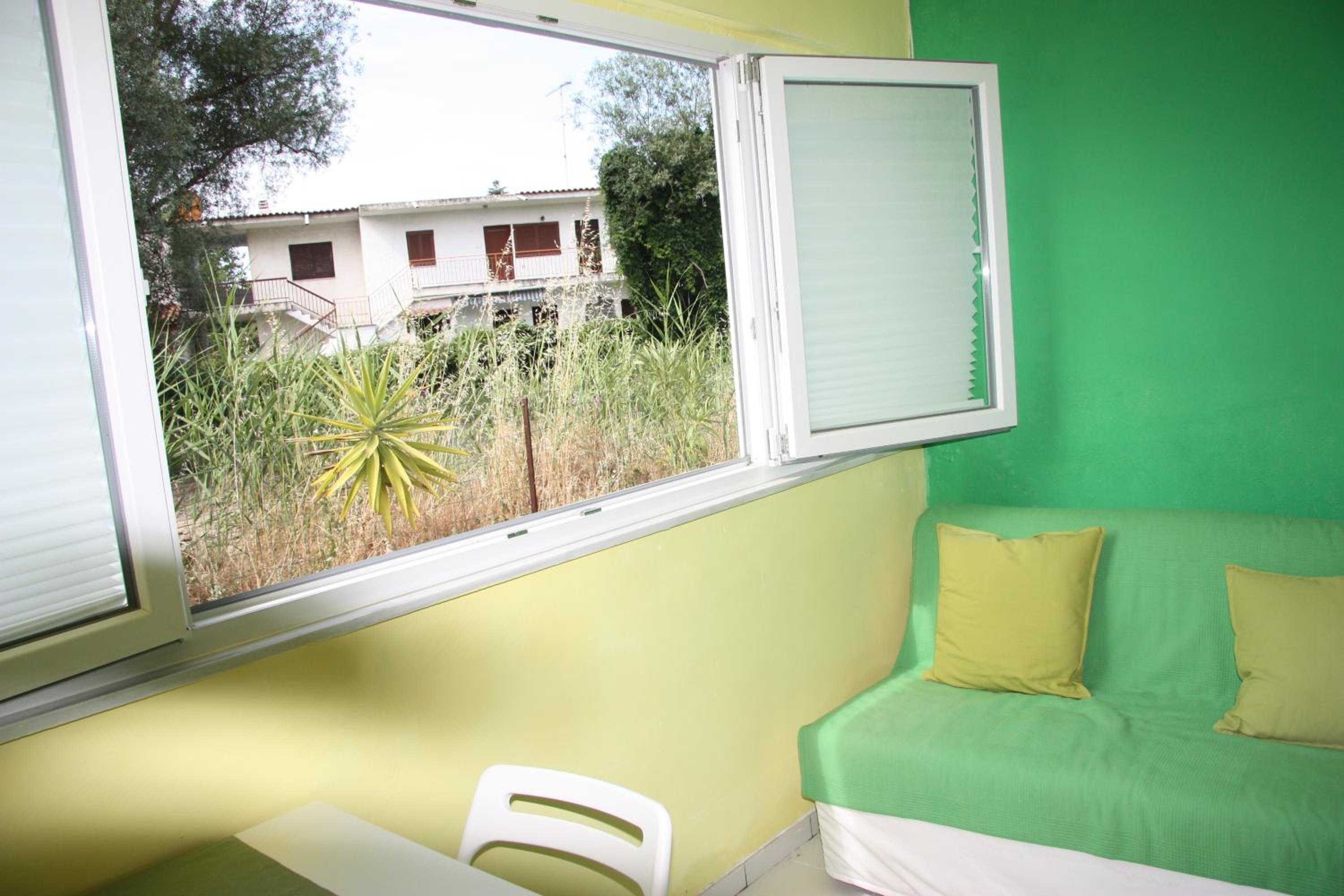 Apartment With Garden View photo 3