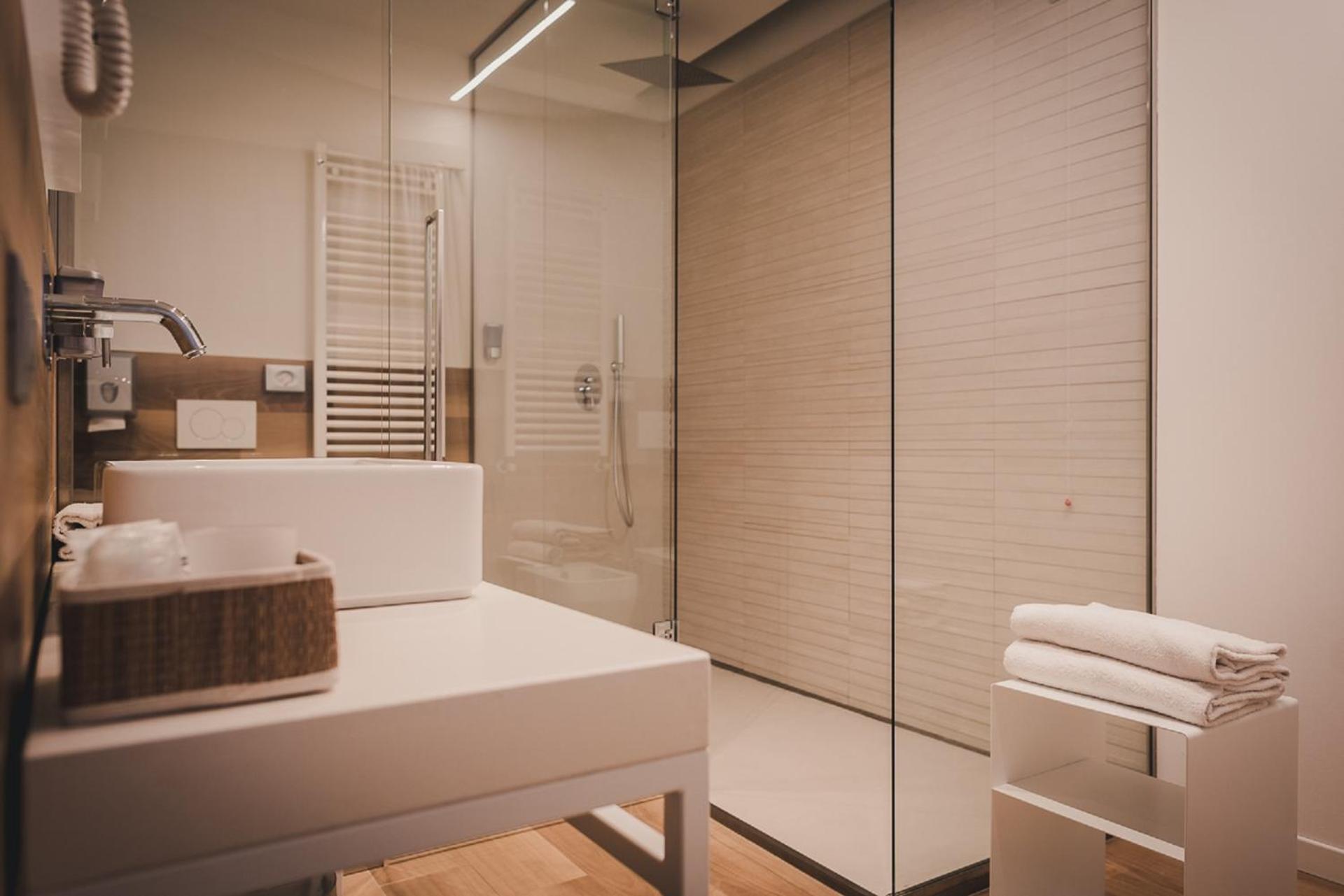 Junior Suite - Photo 9