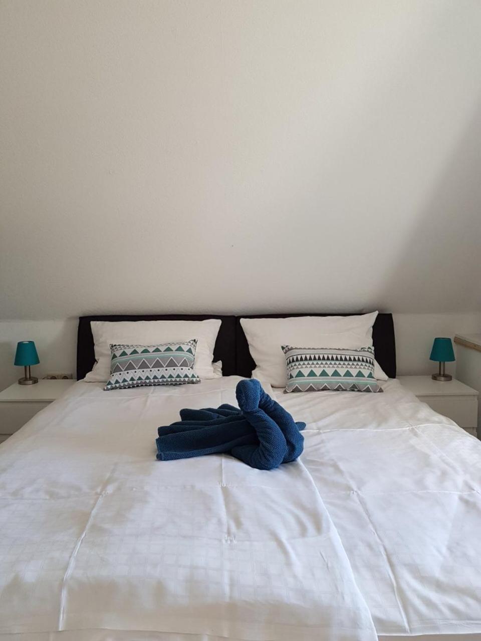 Standard Double Room with Shared Bathroom photo 1