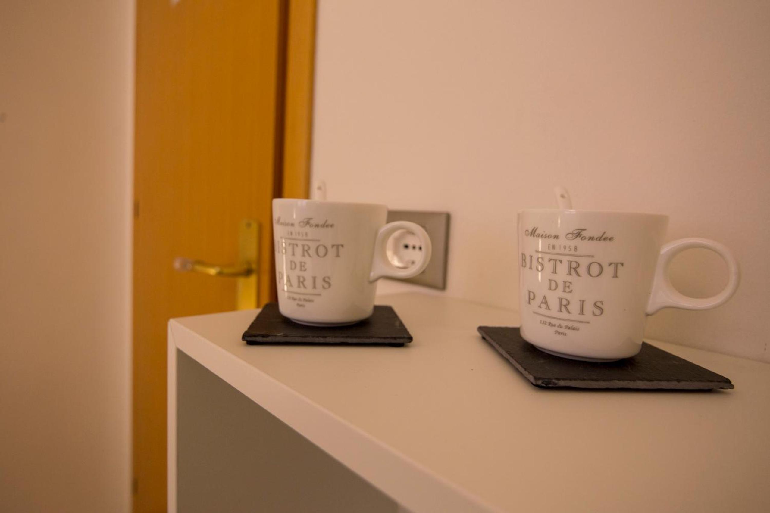 Standard Double or Twin Room - Photo 7