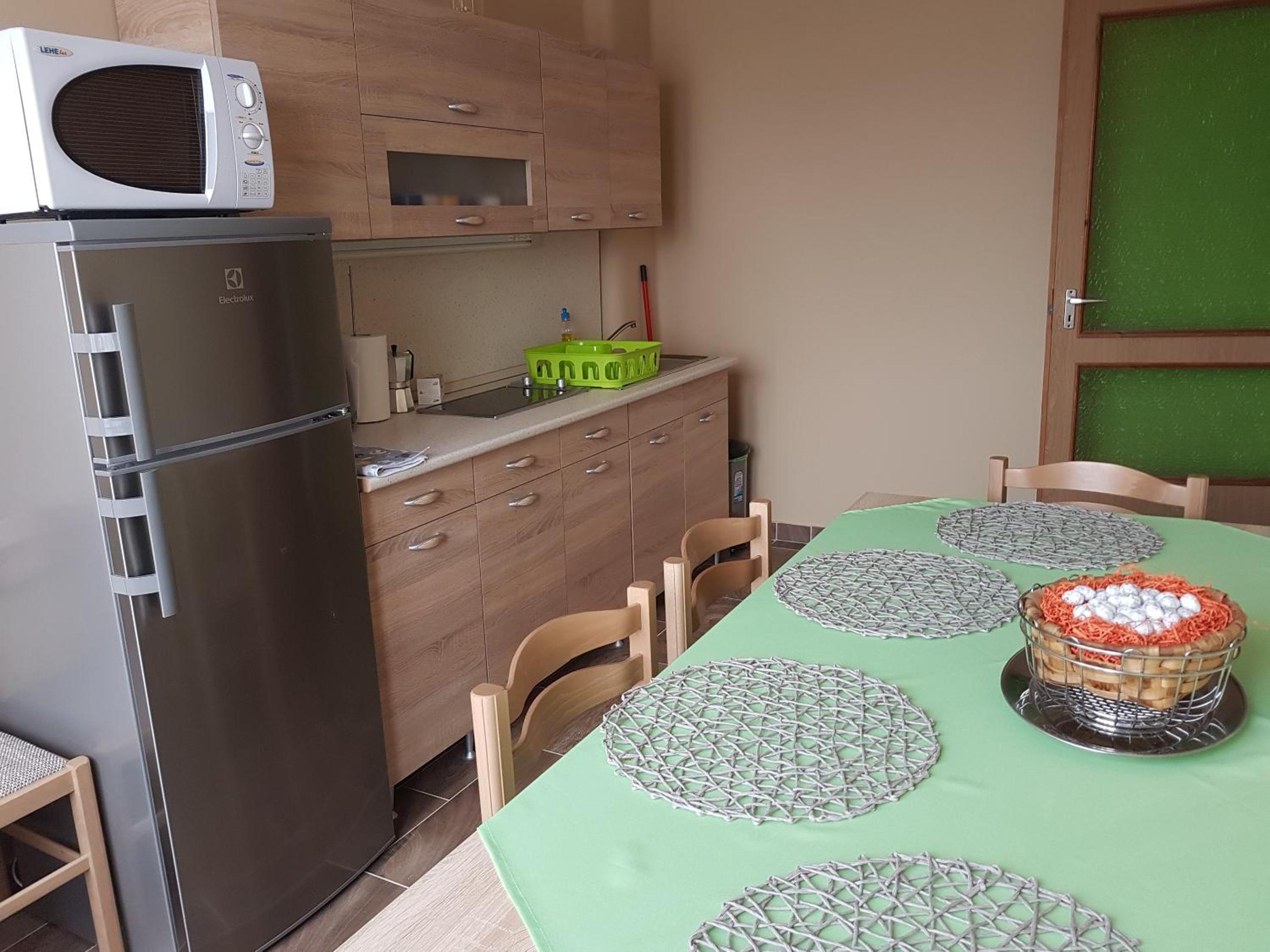 Apartment with Balcony photo 3