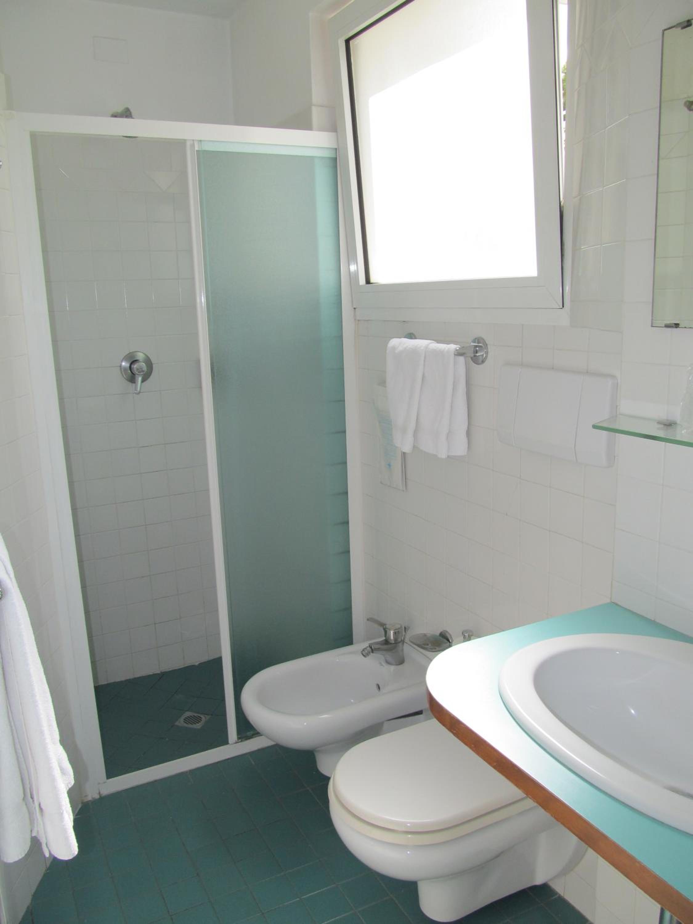 Economy Double or Twin Room - Photo 2