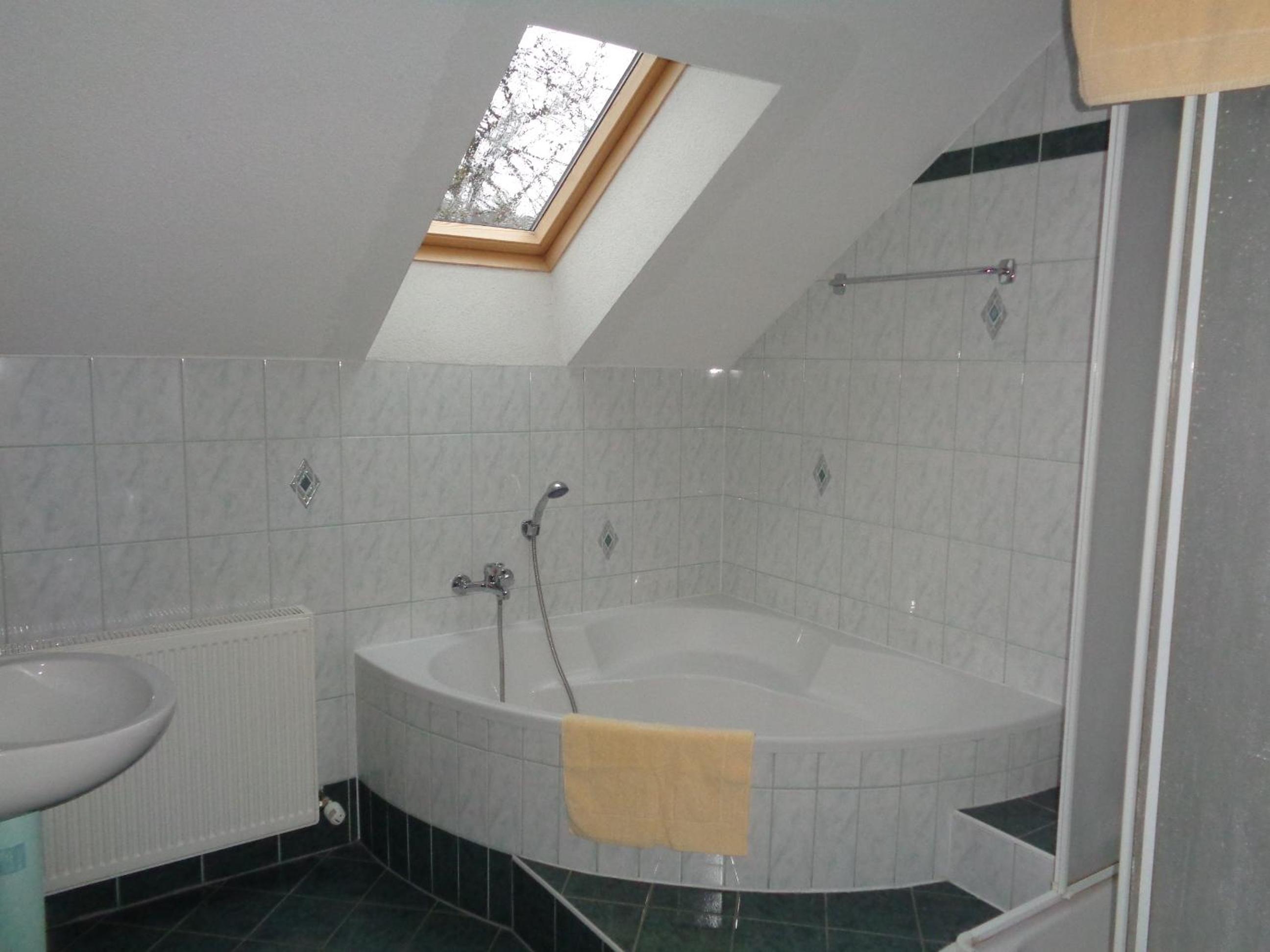 Two-Bedroom Apartment - Photo 8