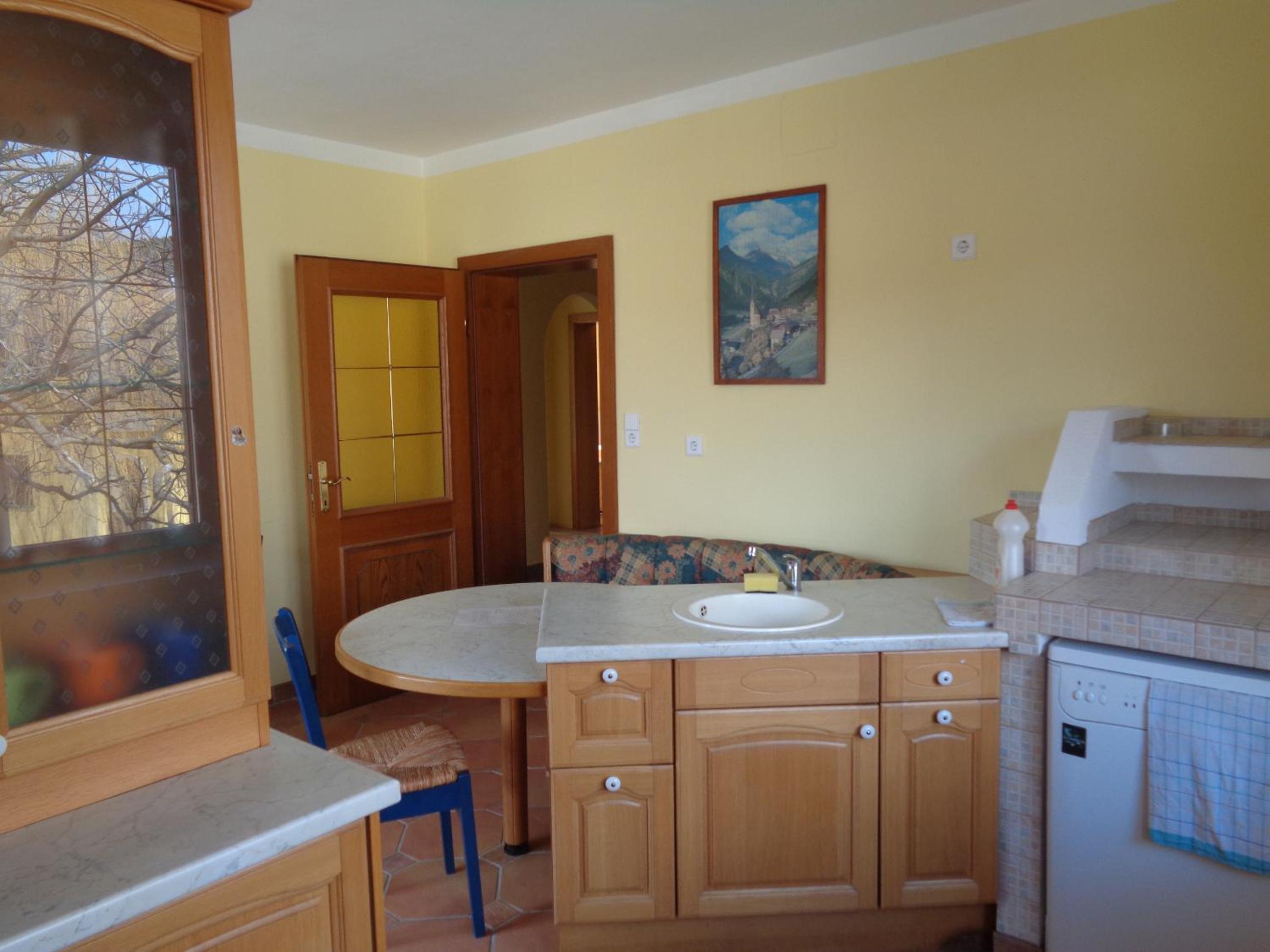 Three-Bedroom Apartment - Photo 9