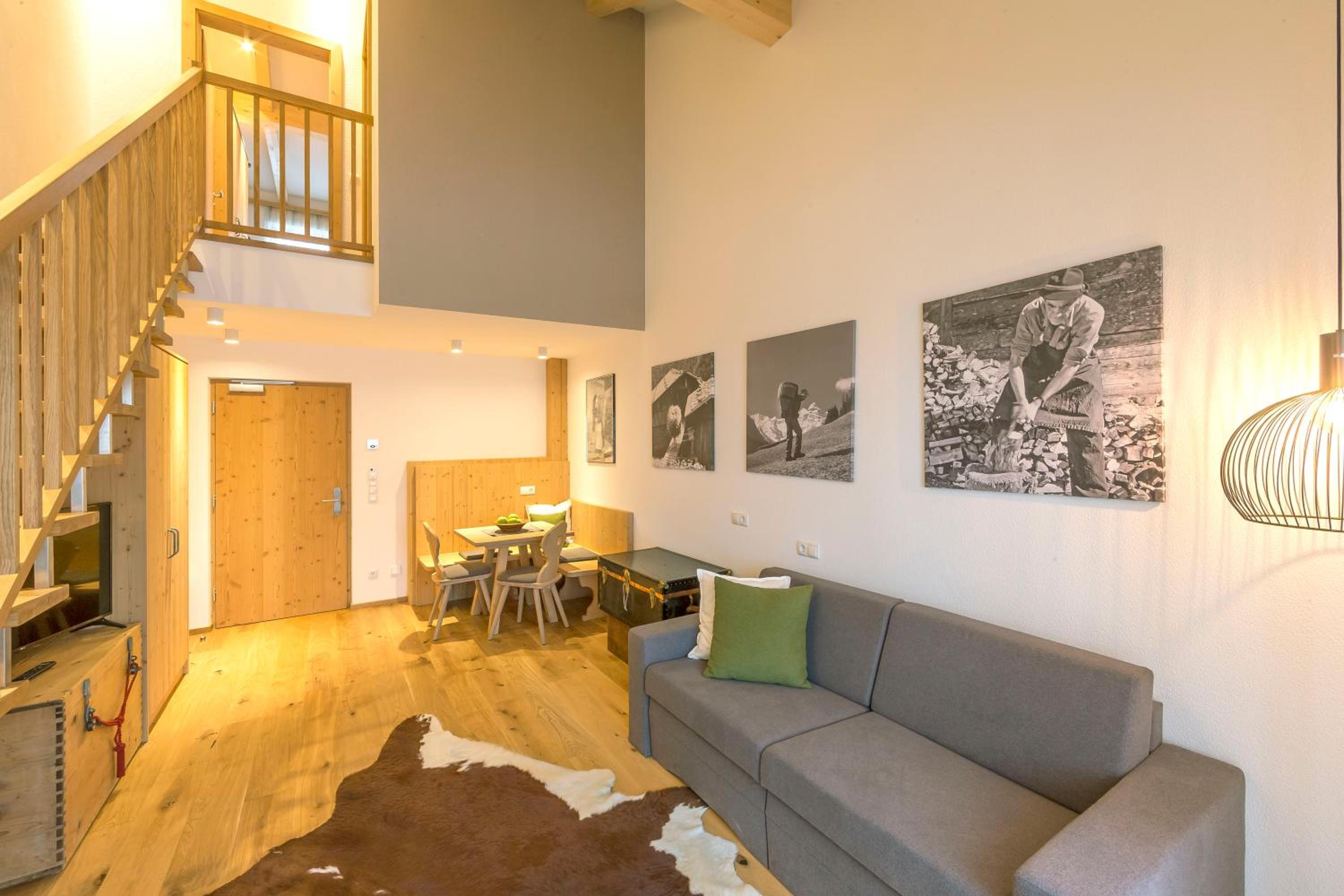 Junior Suite with Mountain View photo 1