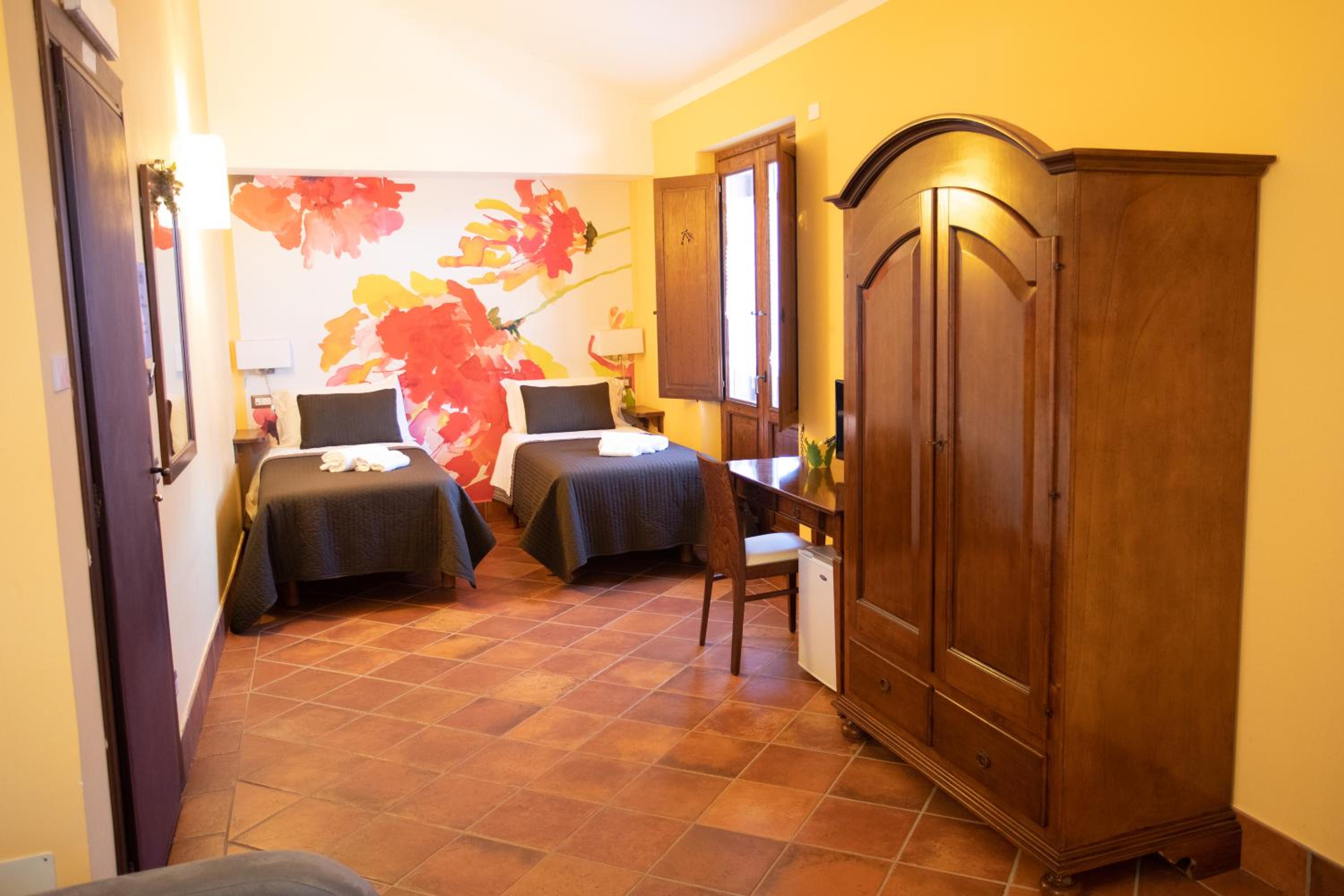 Standard Single Room